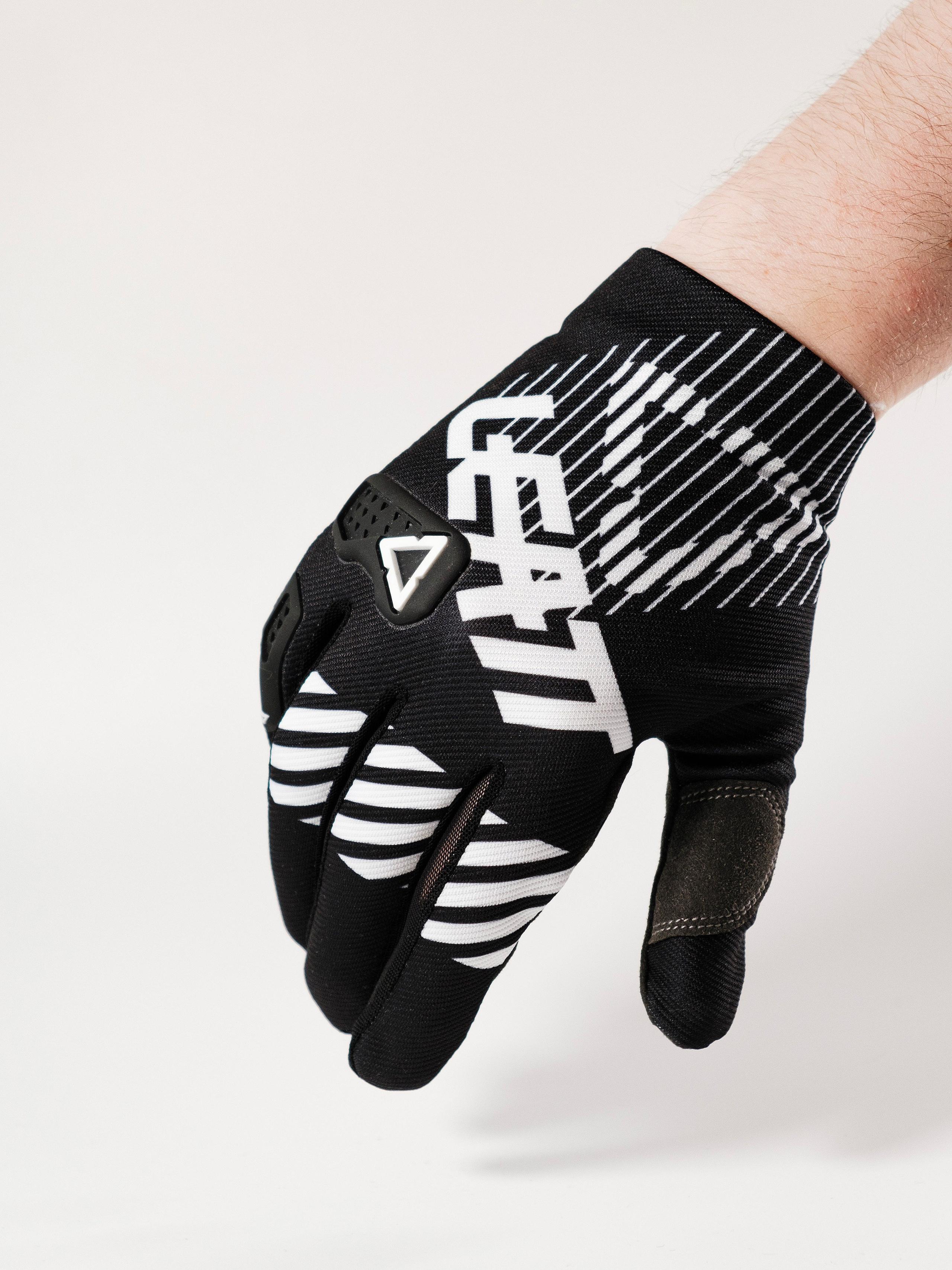 Маркетплейсы. Контент-фотограф и видеограф в Перми