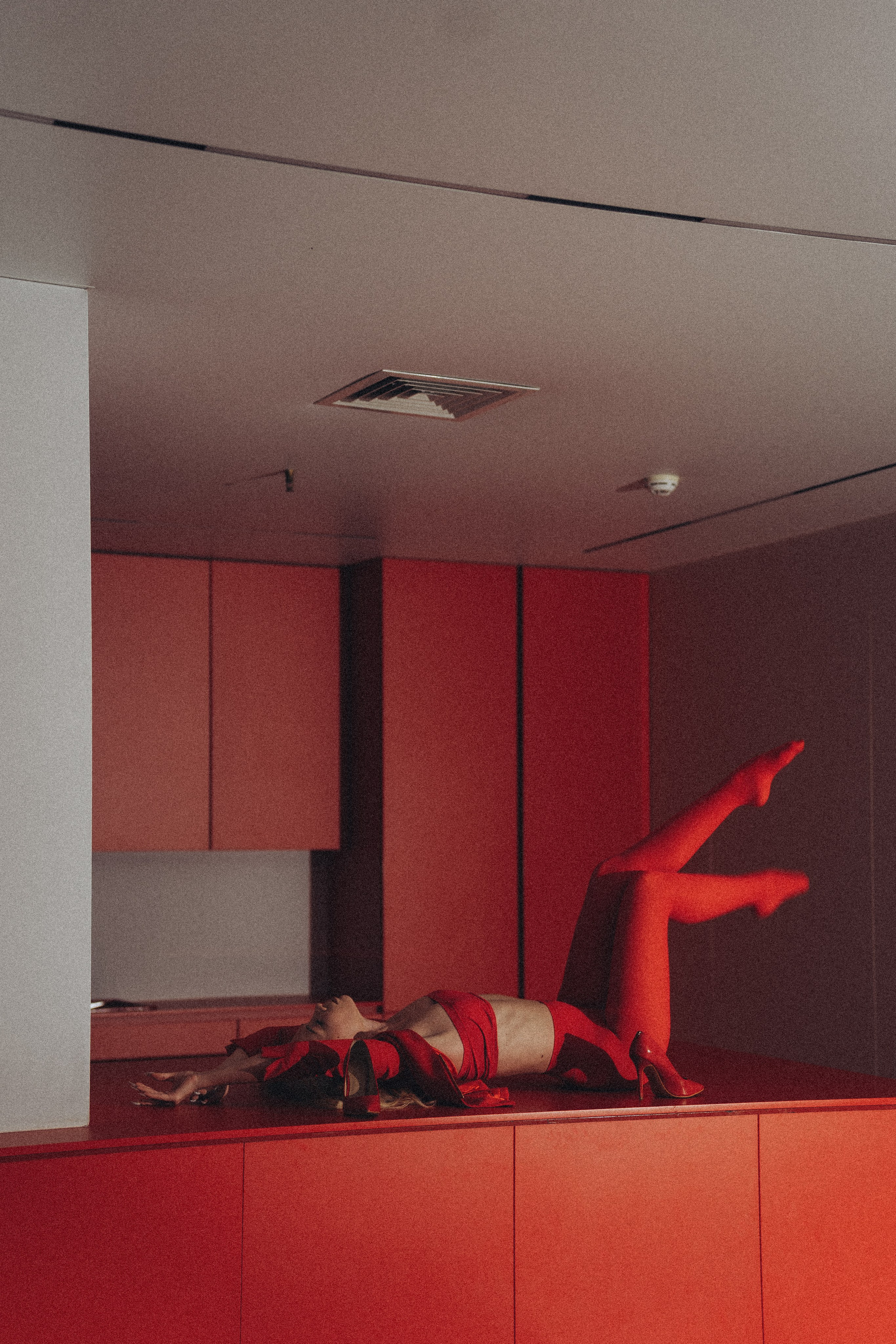 ФОТОСЕССИЯ К НОВОМУ ГОДУ В СТУДИИ С ЕЛОЧКОЙ КРАСИВЫЙ ОБРАЗ. Профессиональный фотограф, Санкт-Петербург — Виктория Богомолова