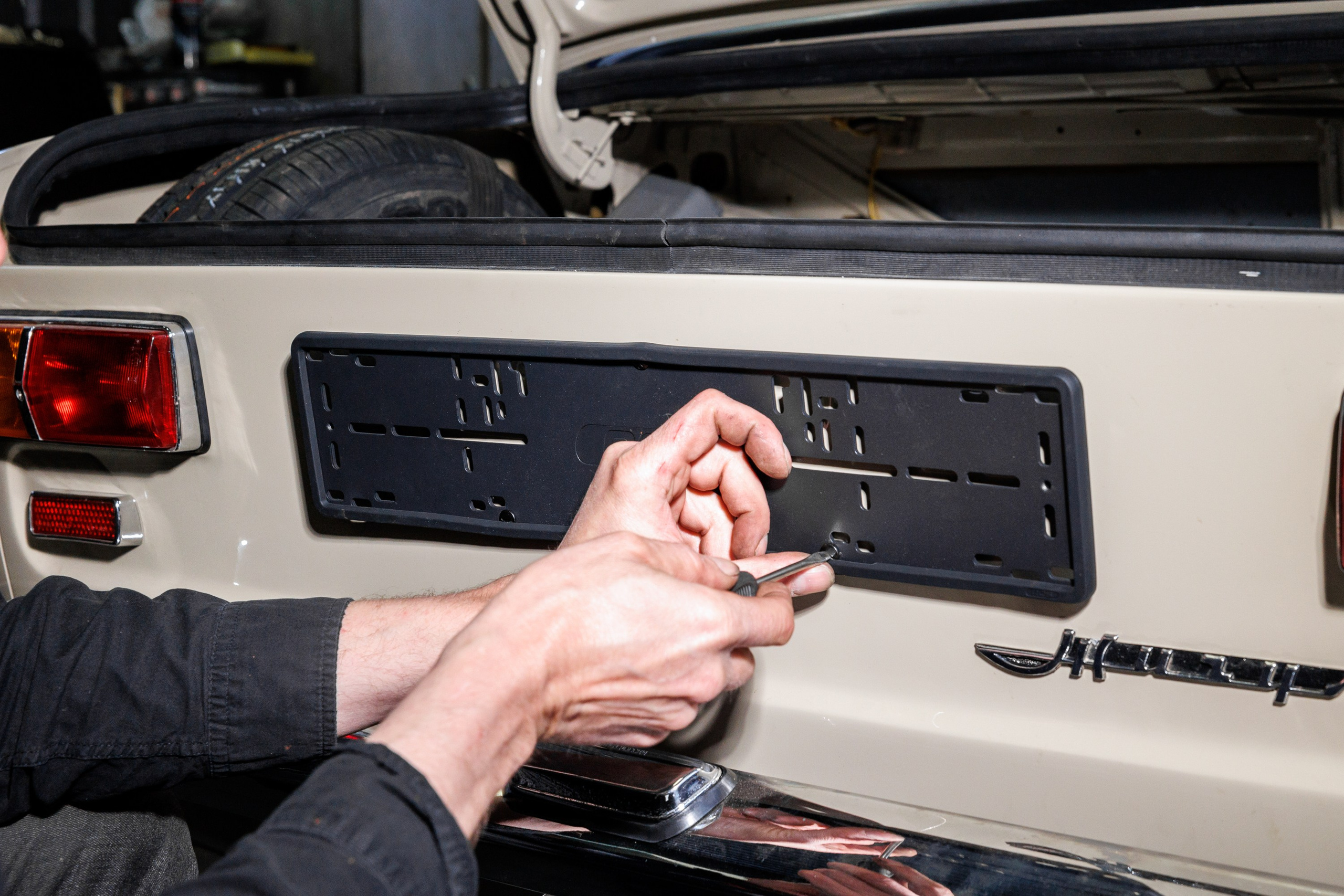 Автомобильная фотосъемка ВАЗ 2101 после реставрации в Бюро "Наследие"