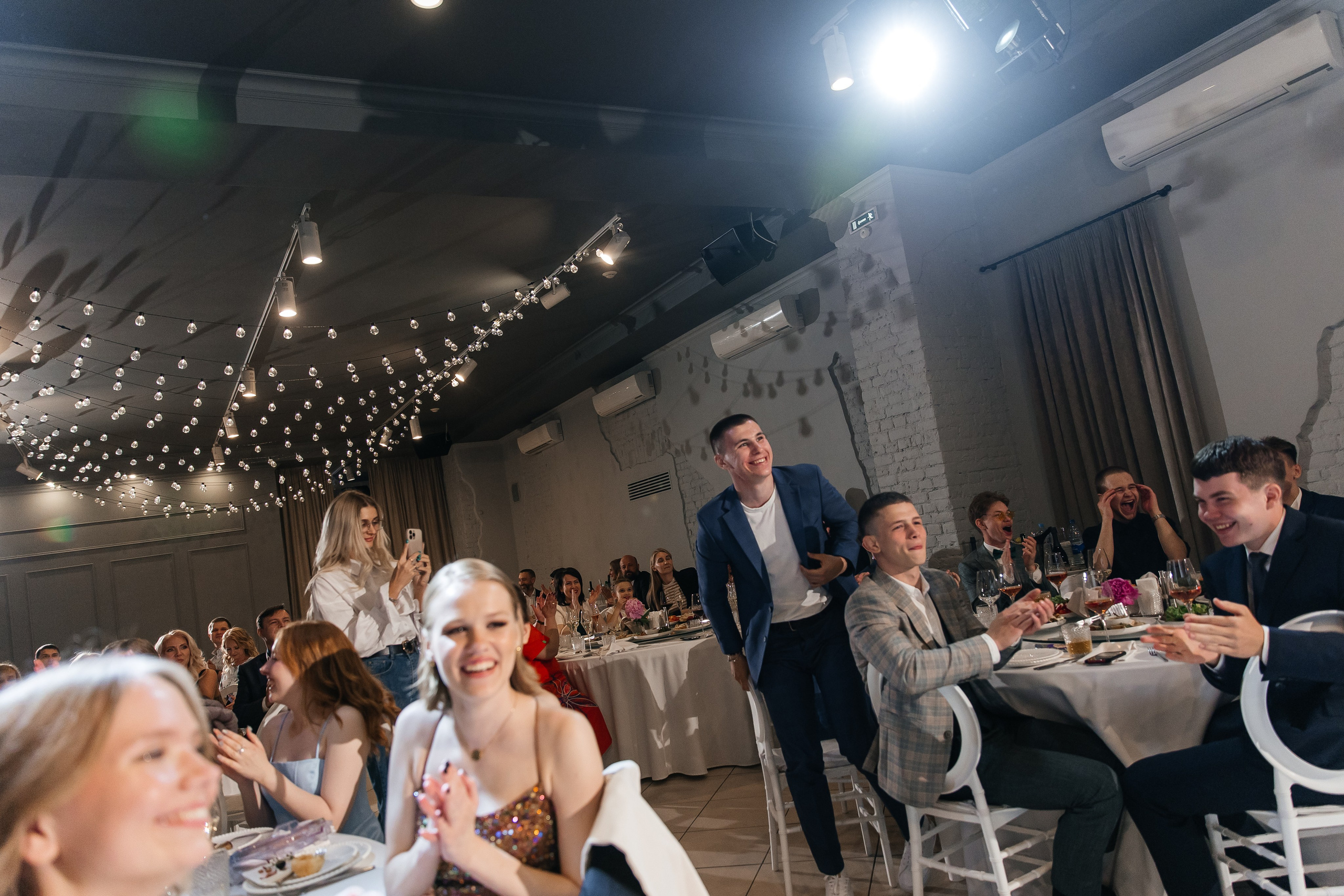 2023-06-23 Выпускной МБОУ СОШ № 10. Фотограф в Красноярске