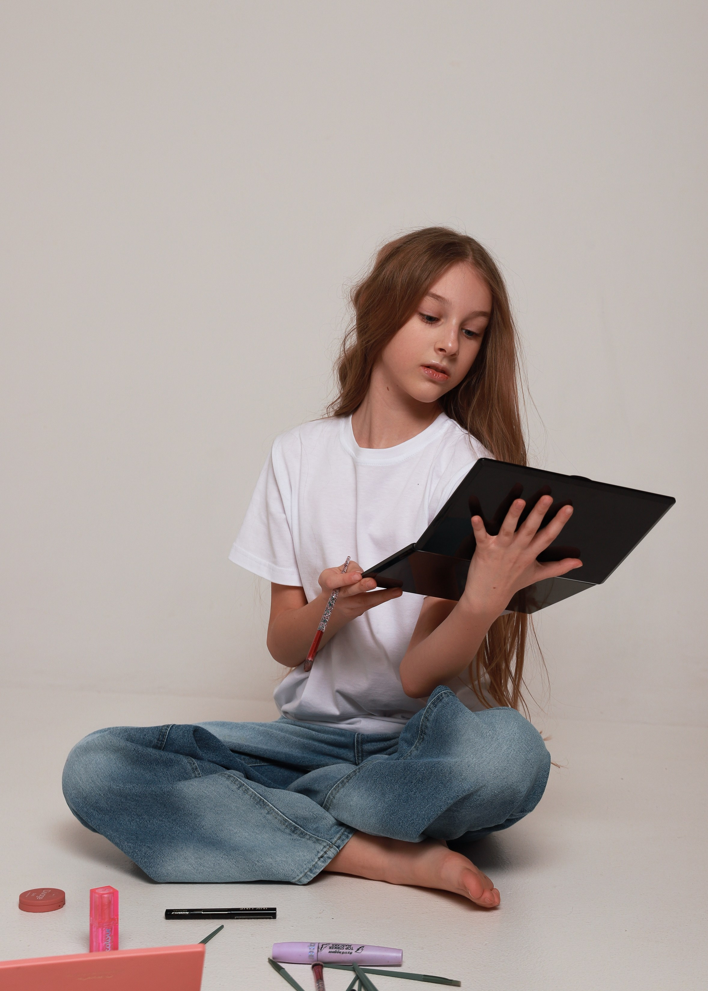 В джинсах. Фотограф Юлия Мальцева