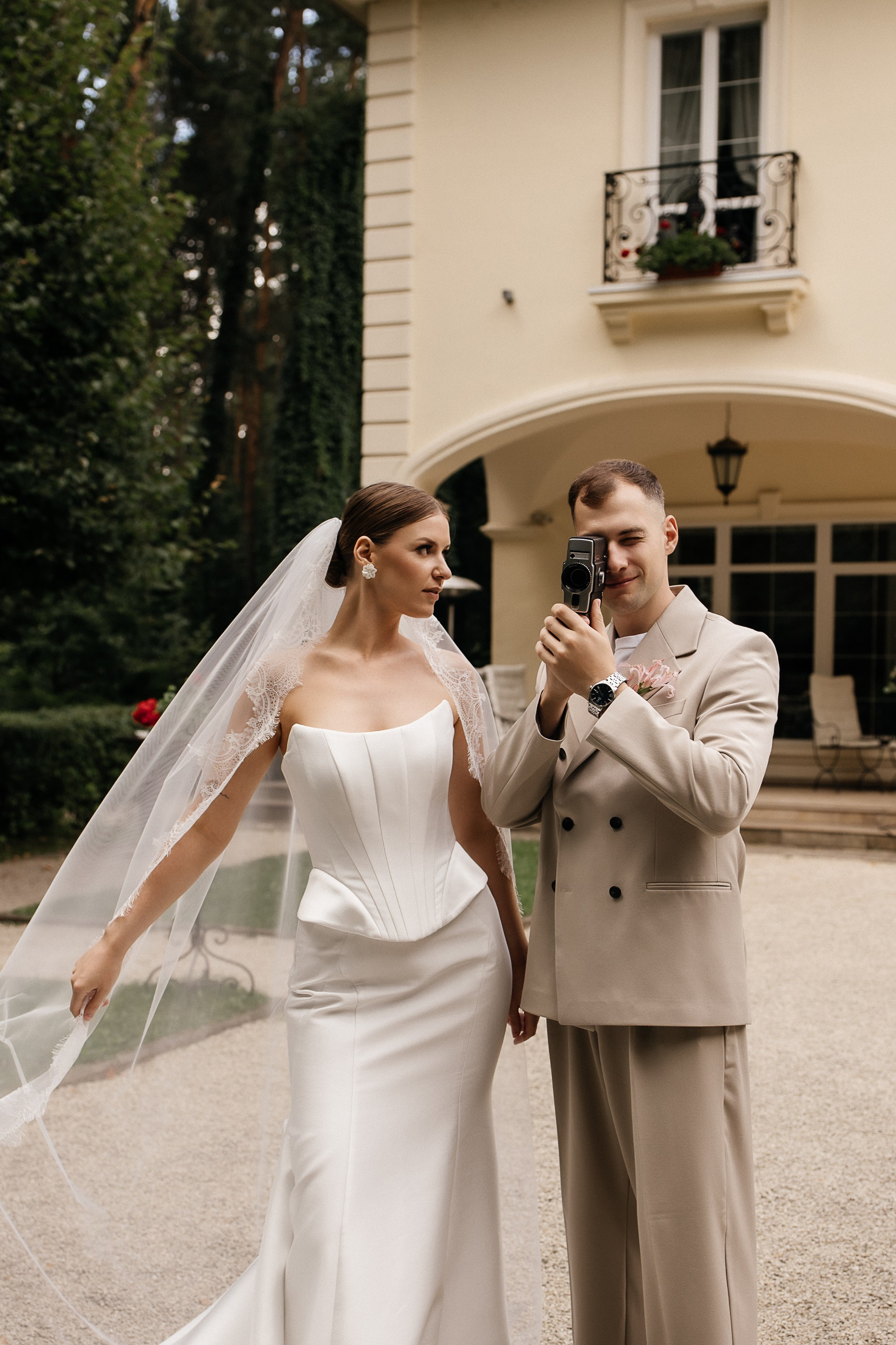 Свадьбная фотосессия в отеле Кронон (Гродно, Беларусь). Свадебный и семейный фотограф Виолетта Сидельникова. Краснодар, Россия, Беларусь, Европа