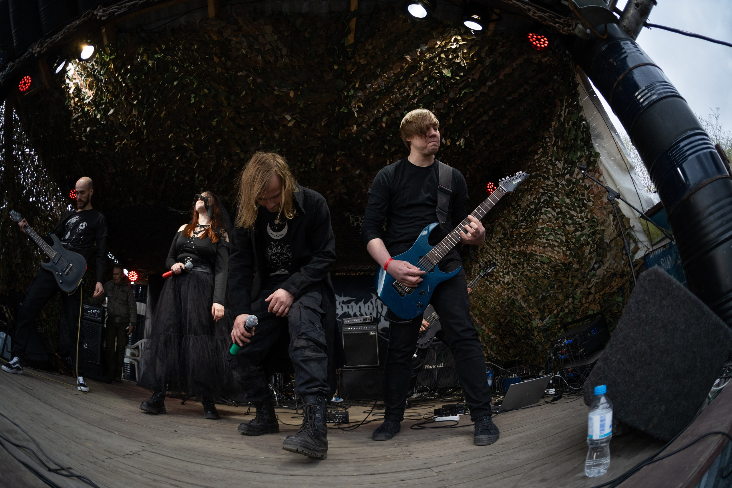 Фестиваль «ПОСРЕДИ КЛАДБИЩ И БОЛОТ»|Архангельск. Концертный и репортажный фотограф в Санкт-Петербурге Слава Пахомов