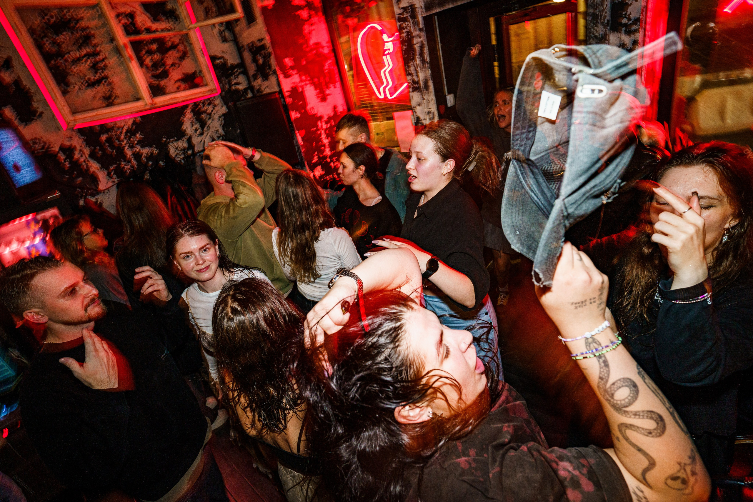 Бар разбитых сердец. Last summer party. Концертный и репортажный фотограф в Санкт-Петербурге Слава Пахомов