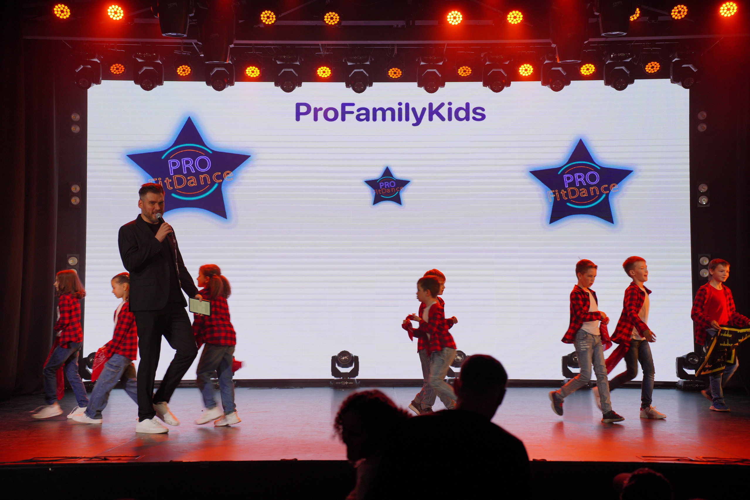 Танцевальный конкурс|Концертный зал Epicenter. Концертный и репортажный фотограф в Санкт-Петербурге Слава Пахомов