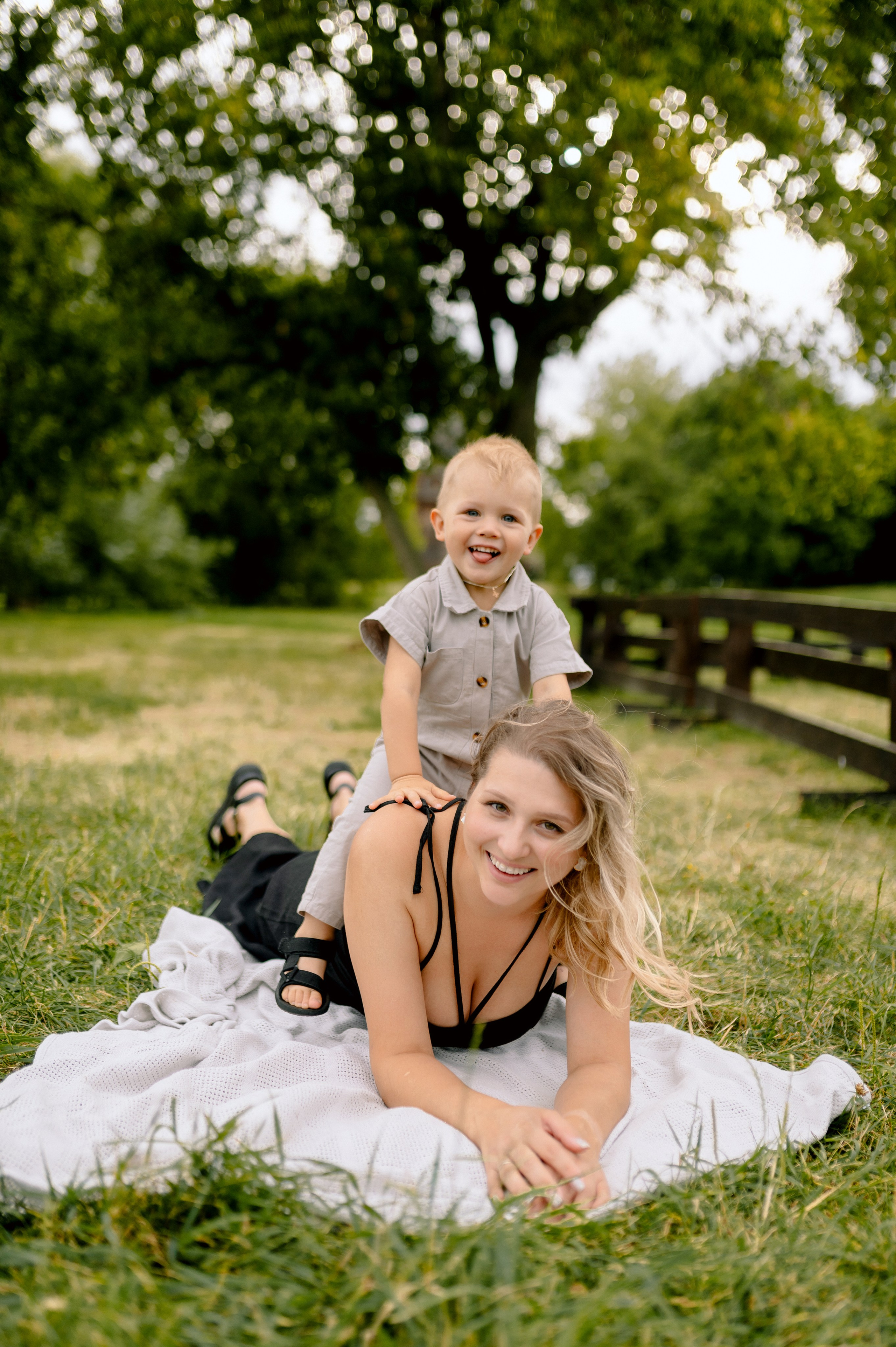 С АРОМАТОМ СКОШЕННОЙ ТРАВЫ. Шашкова Вероника / Свадебный и семейный фотограф Москва и Ярославль