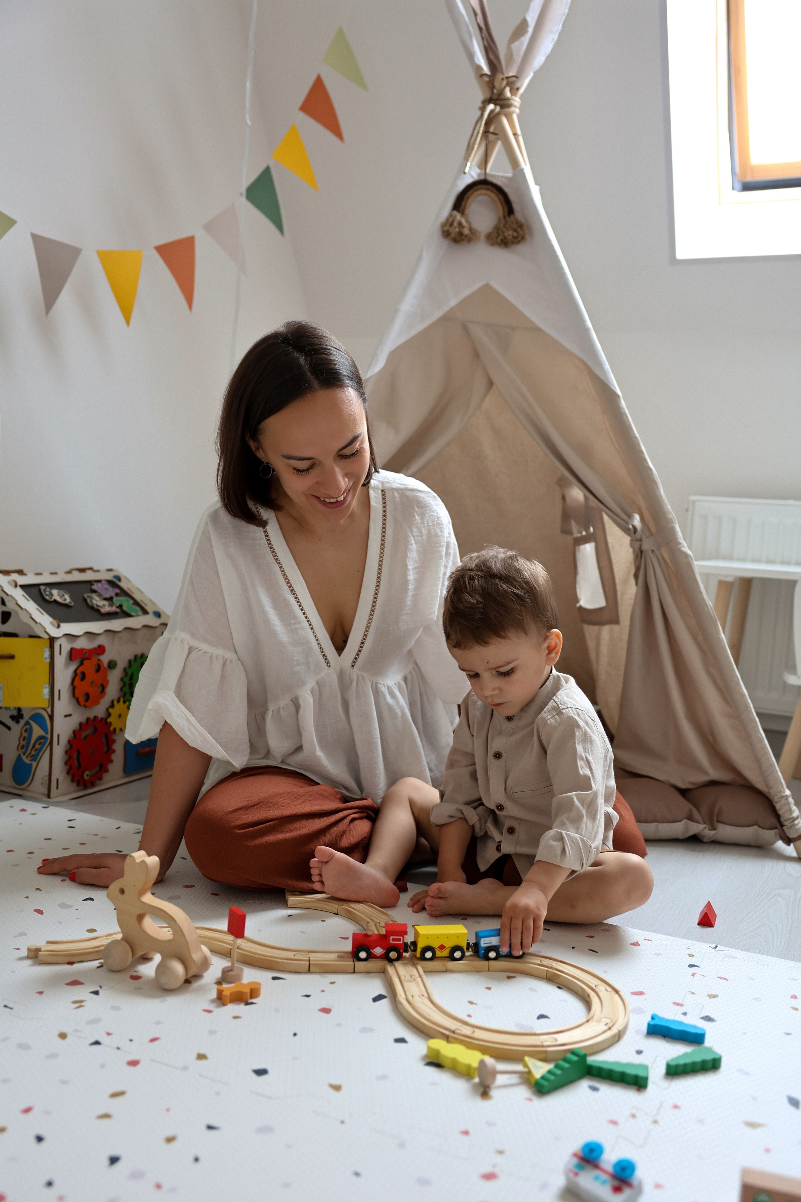 Катя и Платон играют. Ваш семейный newborn и lifestyle фотограф в СПБ Наталья Журавлева