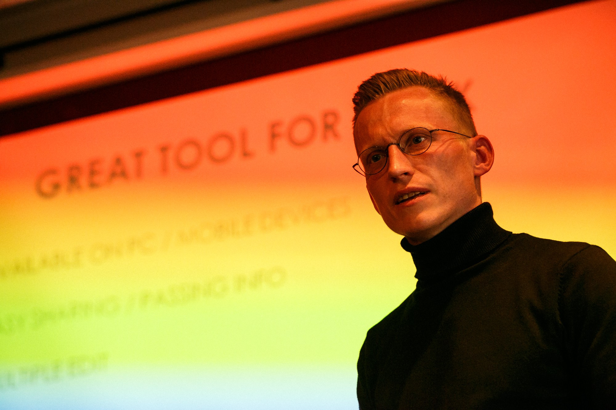 «КНИГИ И КОФЕ». Рабочая сторона — бизнес портрет и репортаж в Санкт-Петербурге