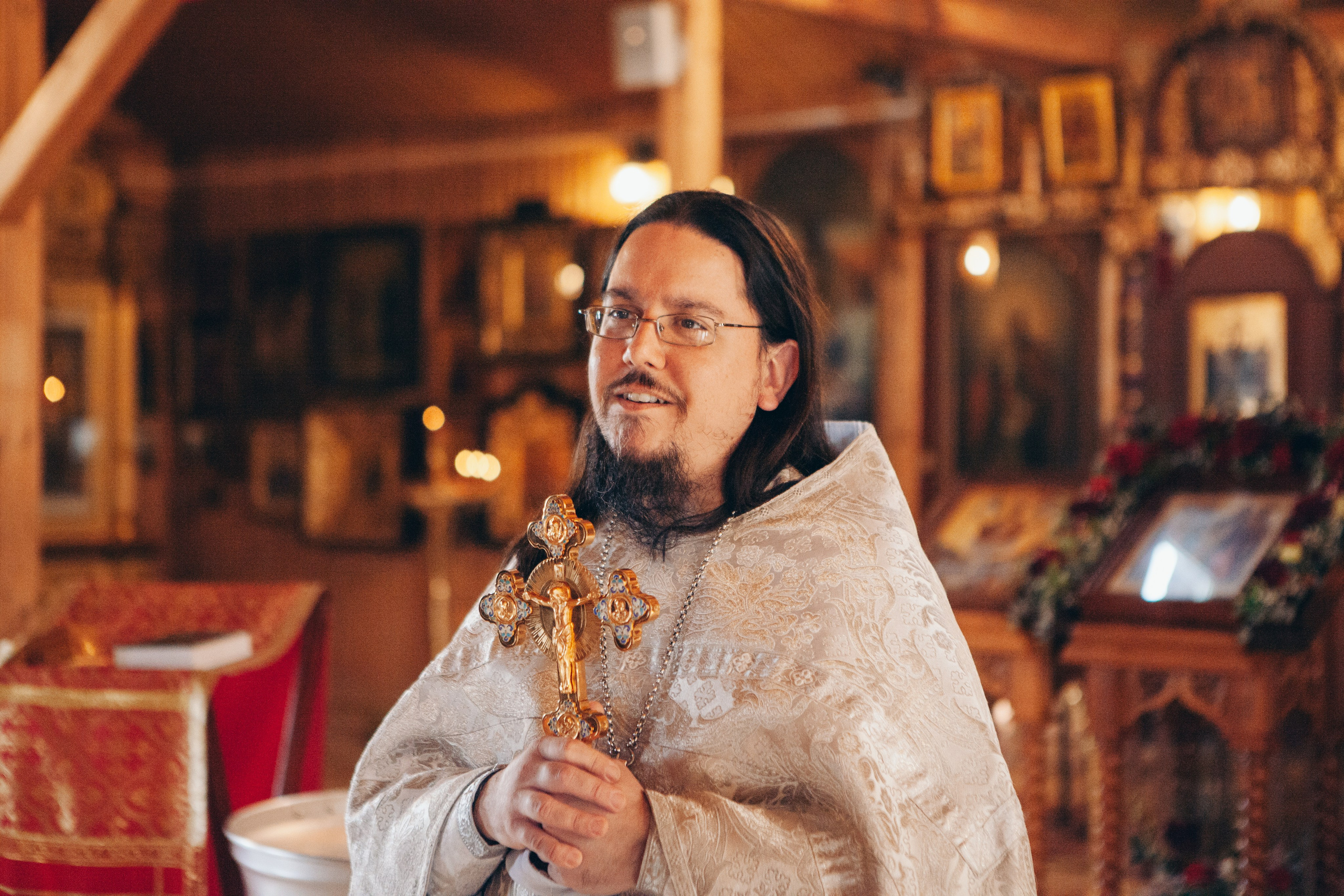 Крещение ребенка в церкви в москве. Фотограф Ольга Ефремова