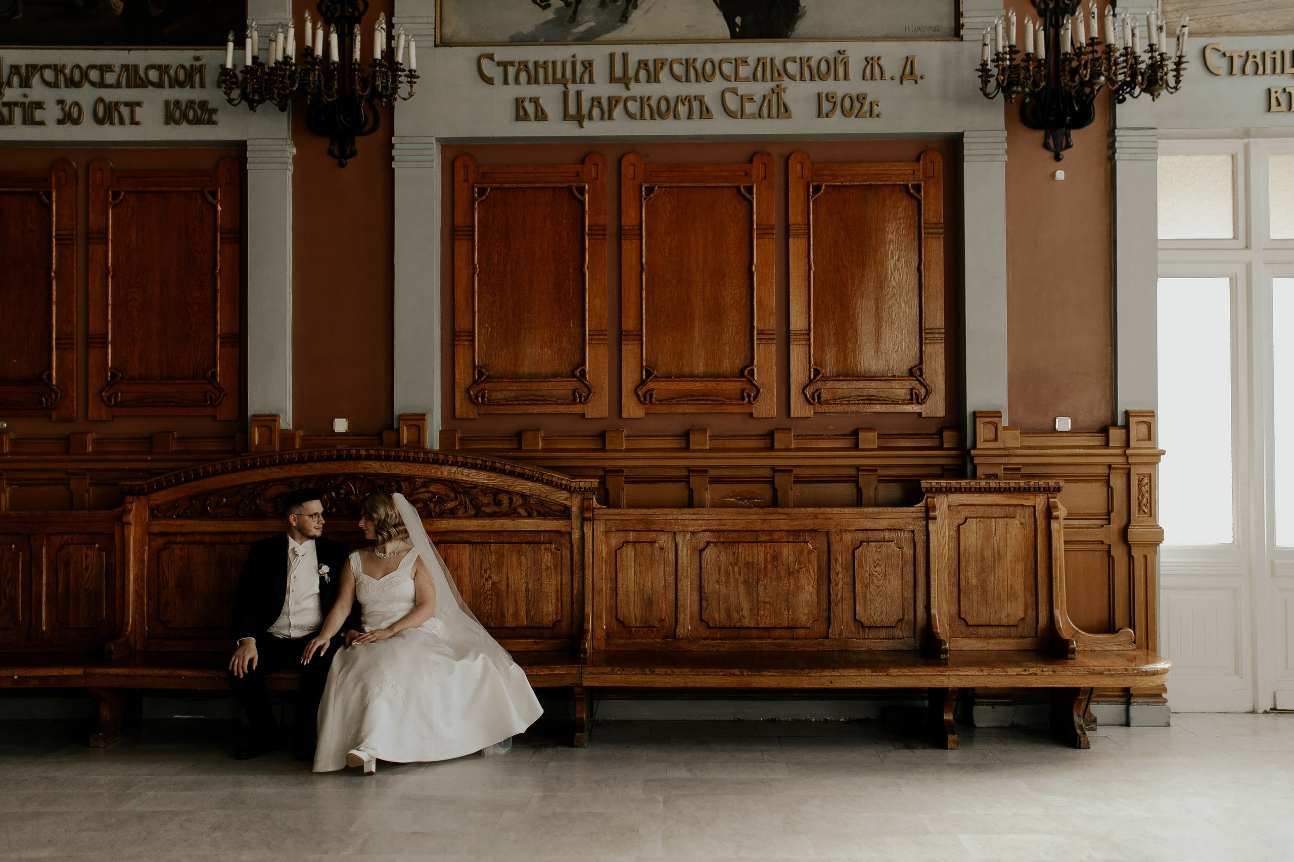 Свадебные фотографии из Эрмитажа. Фотограф в Санкт-Петербурге Лиза Семченкова