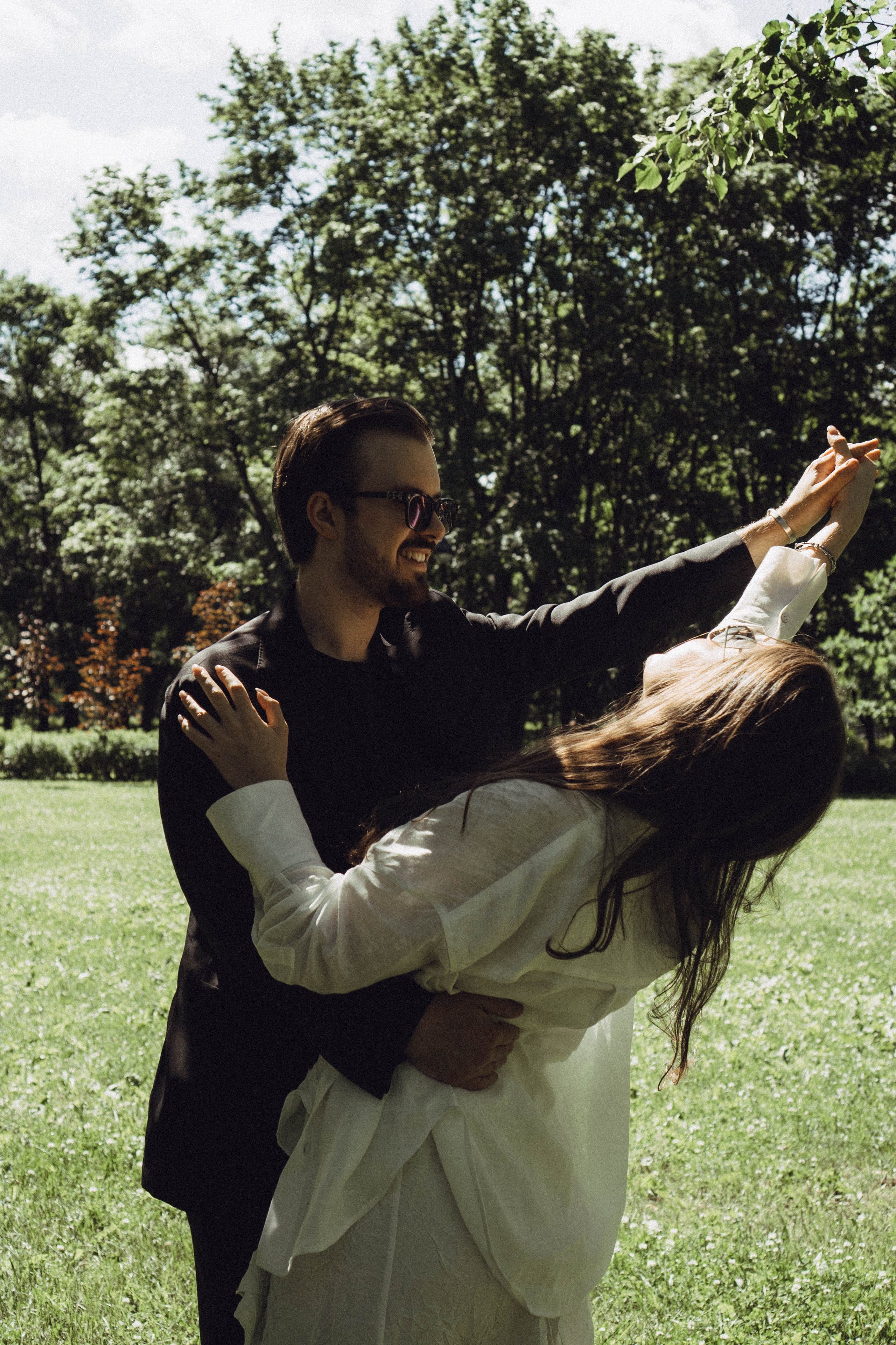 СВАДЕБНАЯ СЬЕМКА В ПАРКЕ ПОБЕДЫ И ПРОГУЛКА ПО МОСКОВСКОМУ ПРОСПЕКТУ. Профессиональный фотограф, Санкт-Петербург — Виктория Богомолова