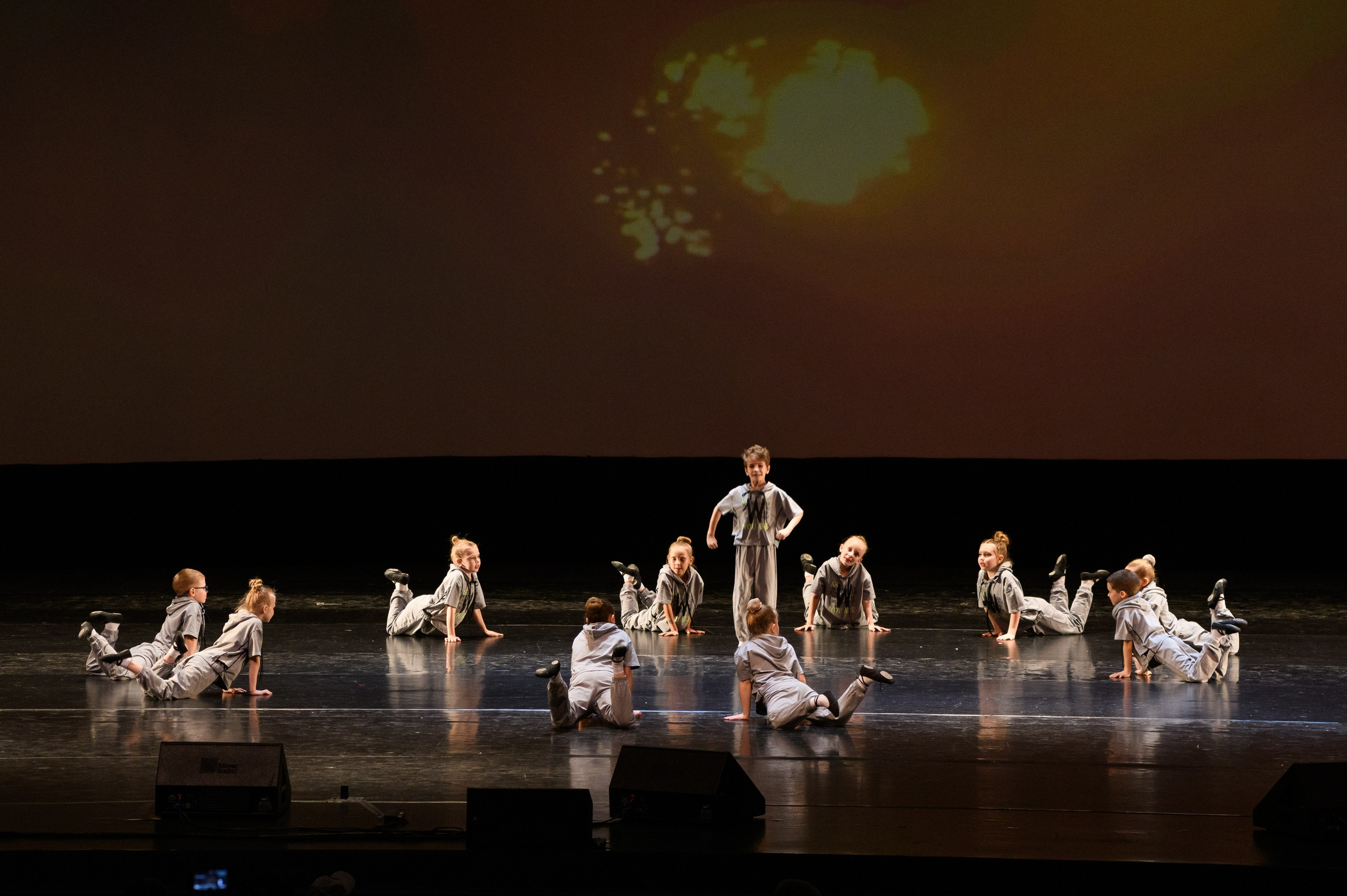 23 апреля, часть 2, БКЗ Октябрьский, г. Санкт-Петербург. Золотое яблочко