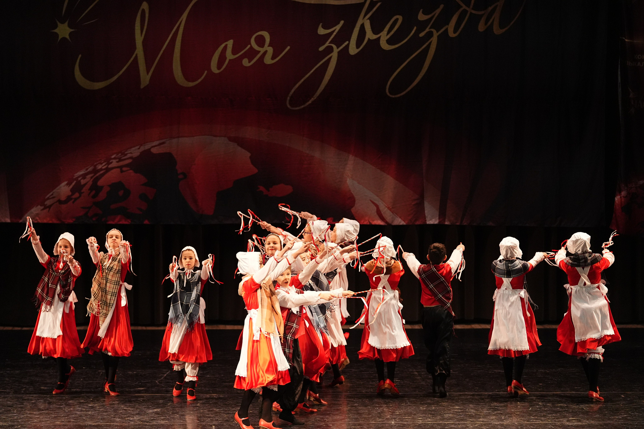 7 декабря, блок 1, г. Москва. Золотое яблочко