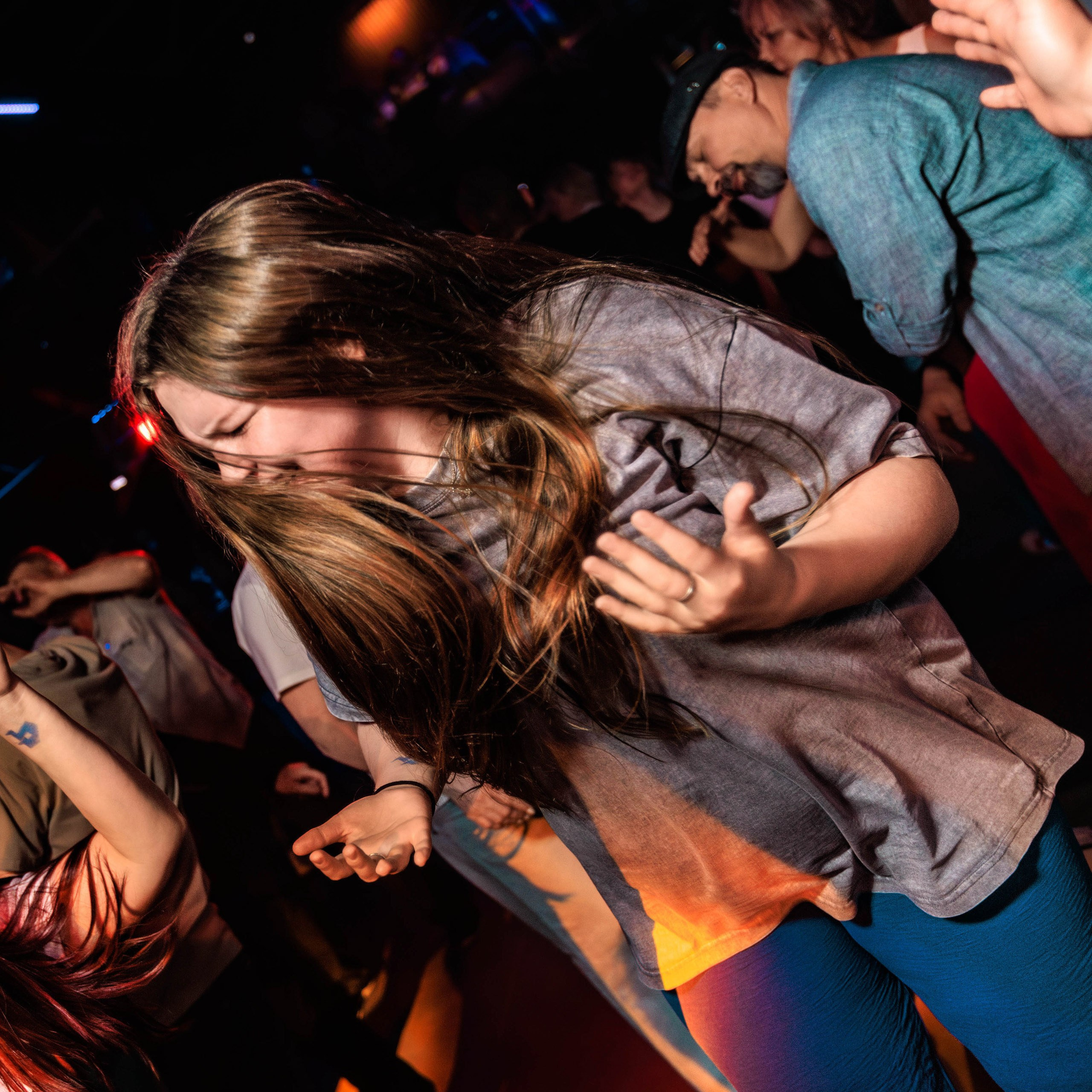 07.06.25 Вечно молодой. Репортажный фотограф Екатеринбург | Яркий, качественный репортаж | Концерты, клубы, репортаж, праздники, корпоративы