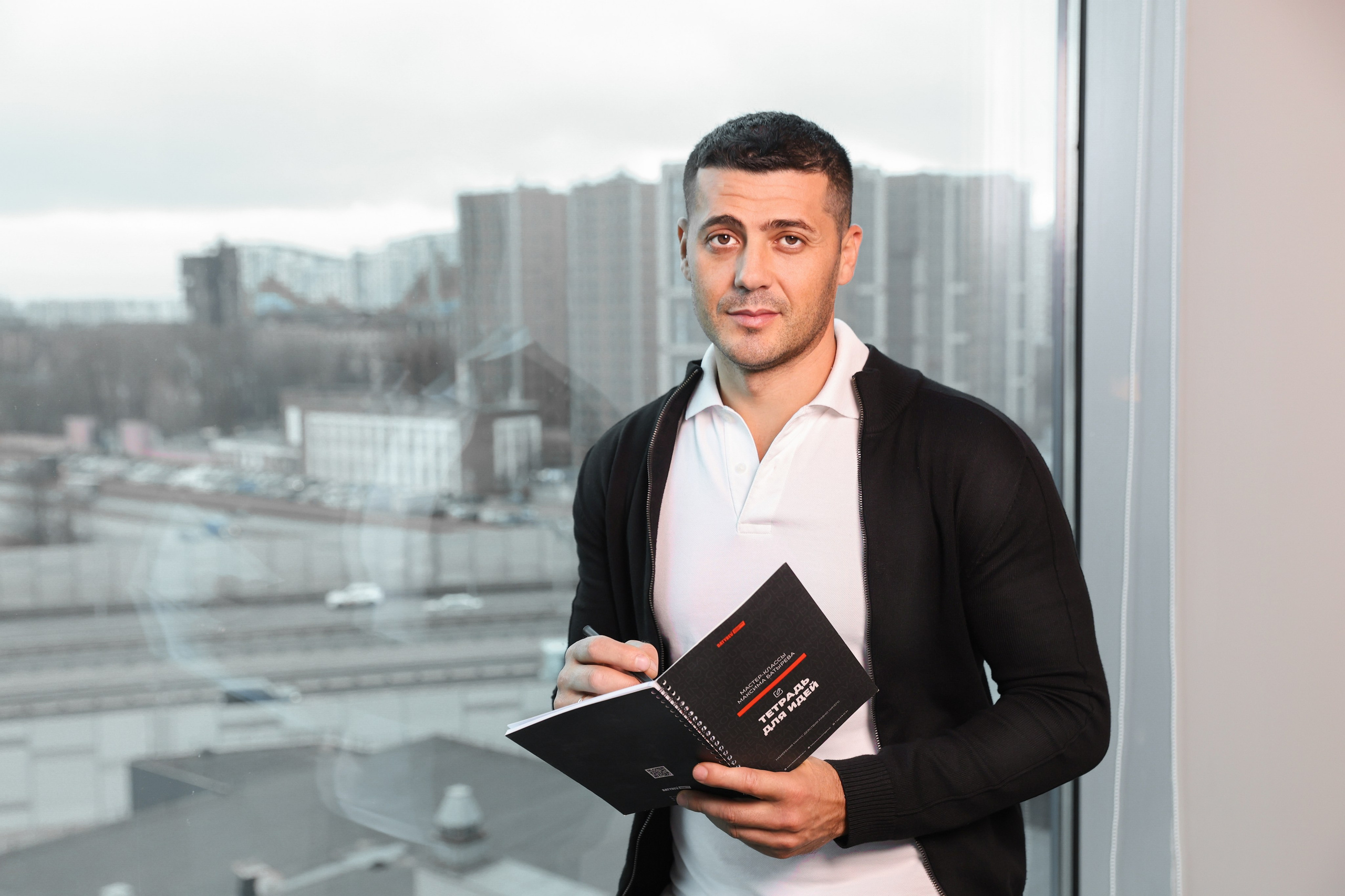 Выездные портреты для стройбазы «Волохонка». Снимаю съемки