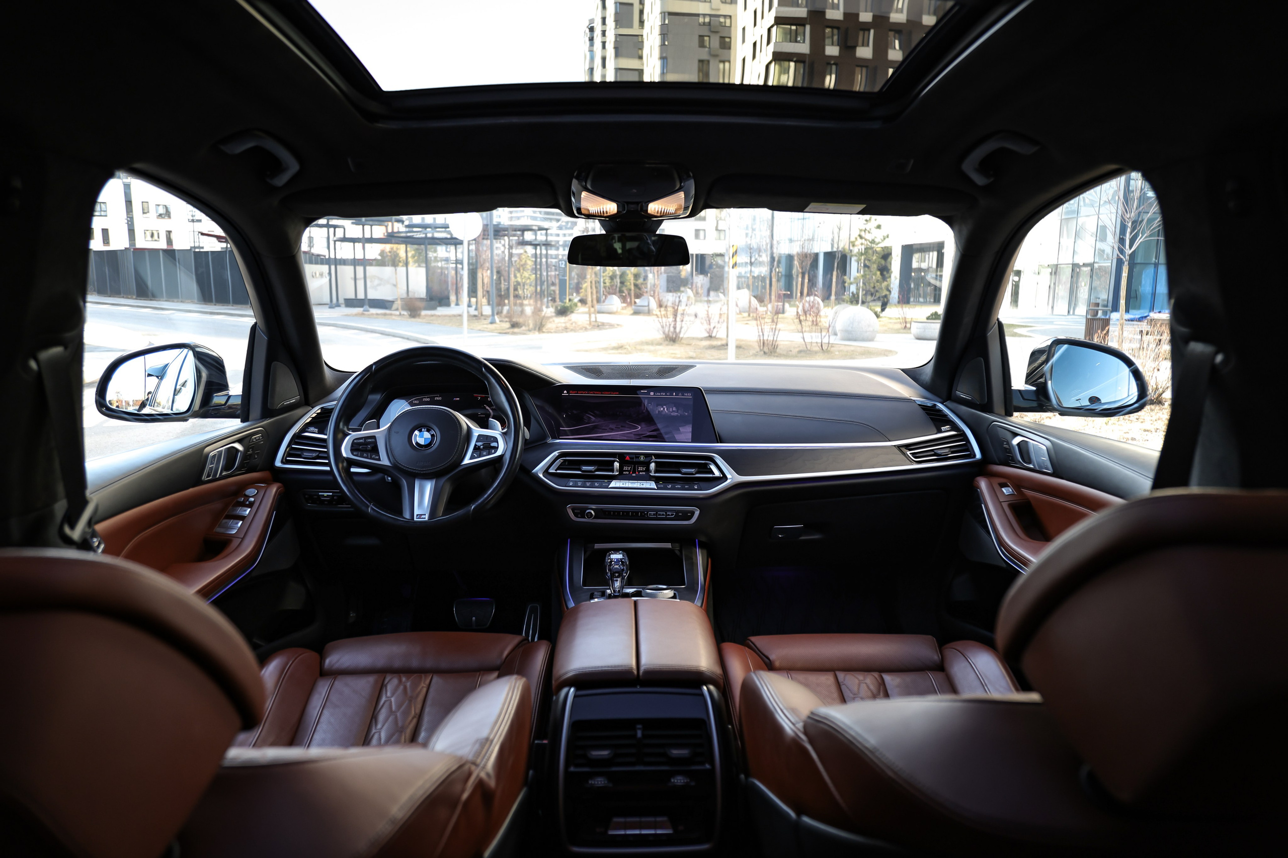 2020 BMW X7 XDrive 40i. Mixturecaptures