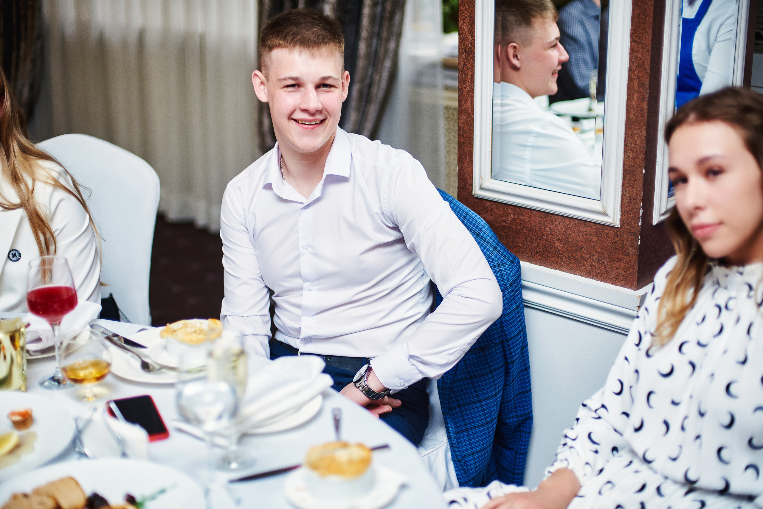 Свадебный ужин в Белом Трюфеле. Фотограф Александр Бурдин