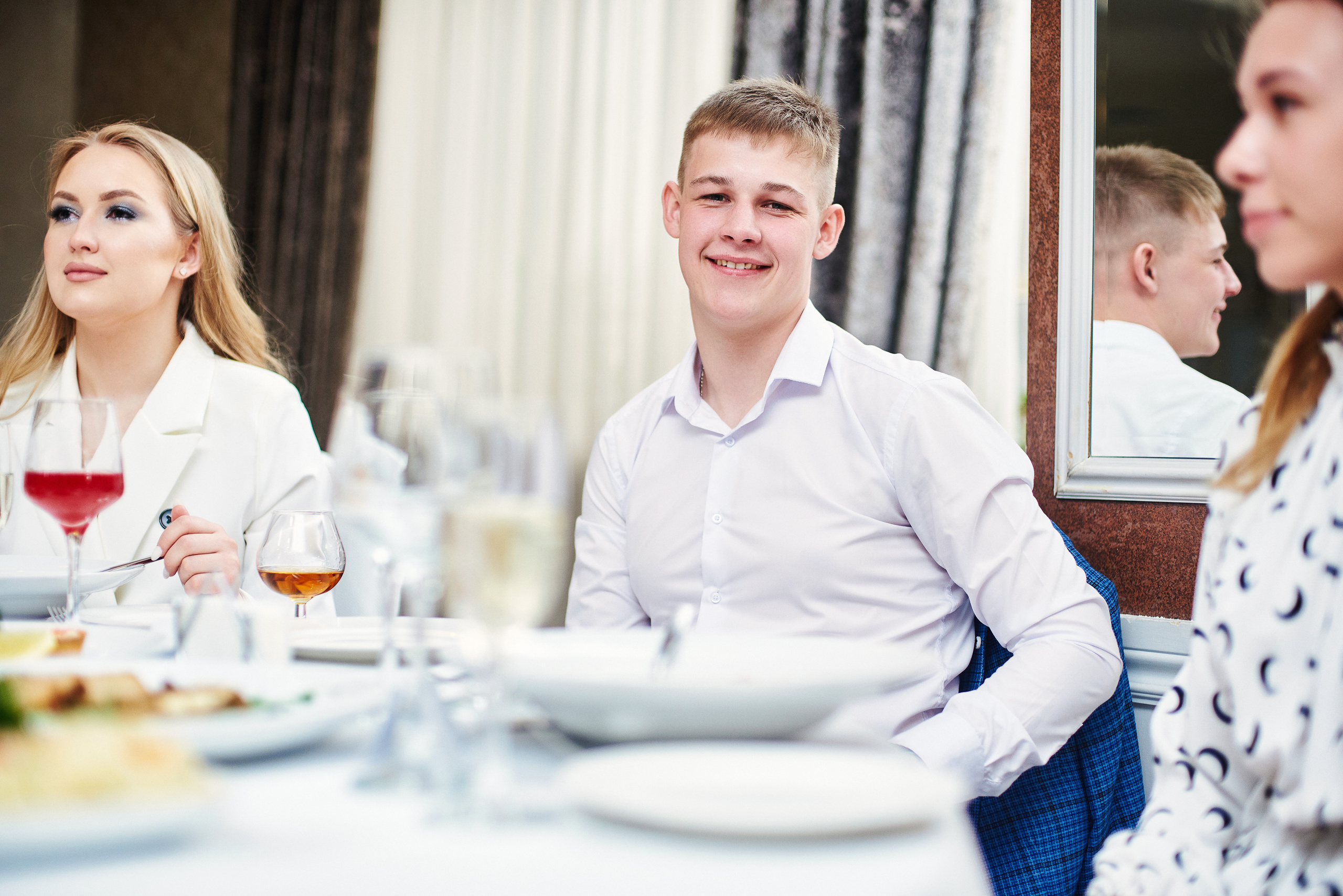 Свадебный ужин в Белом Трюфеле. Фотограф Александр Бурдин