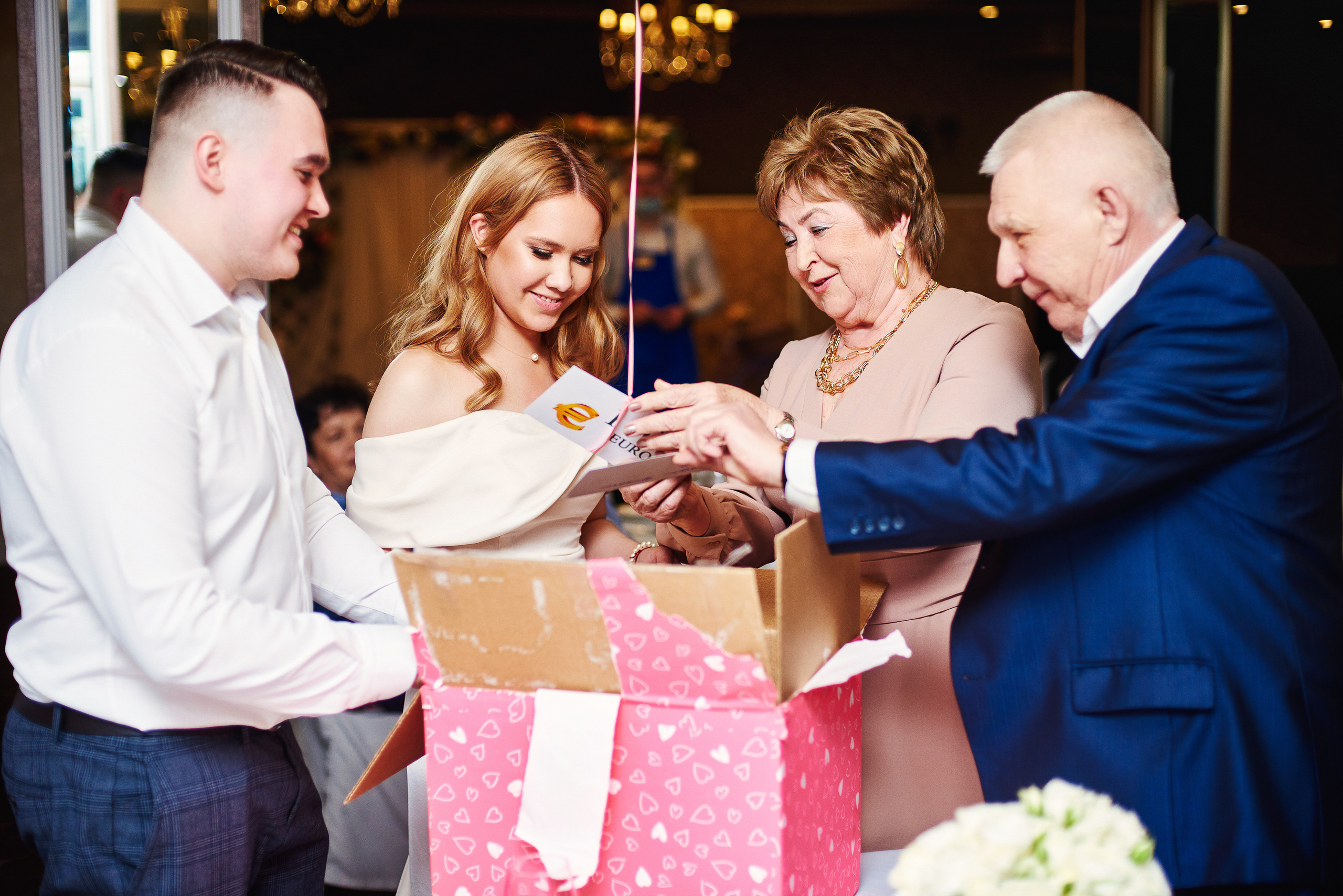 Свадебный ужин в Белом Трюфеле. Фотограф Александр Бурдин