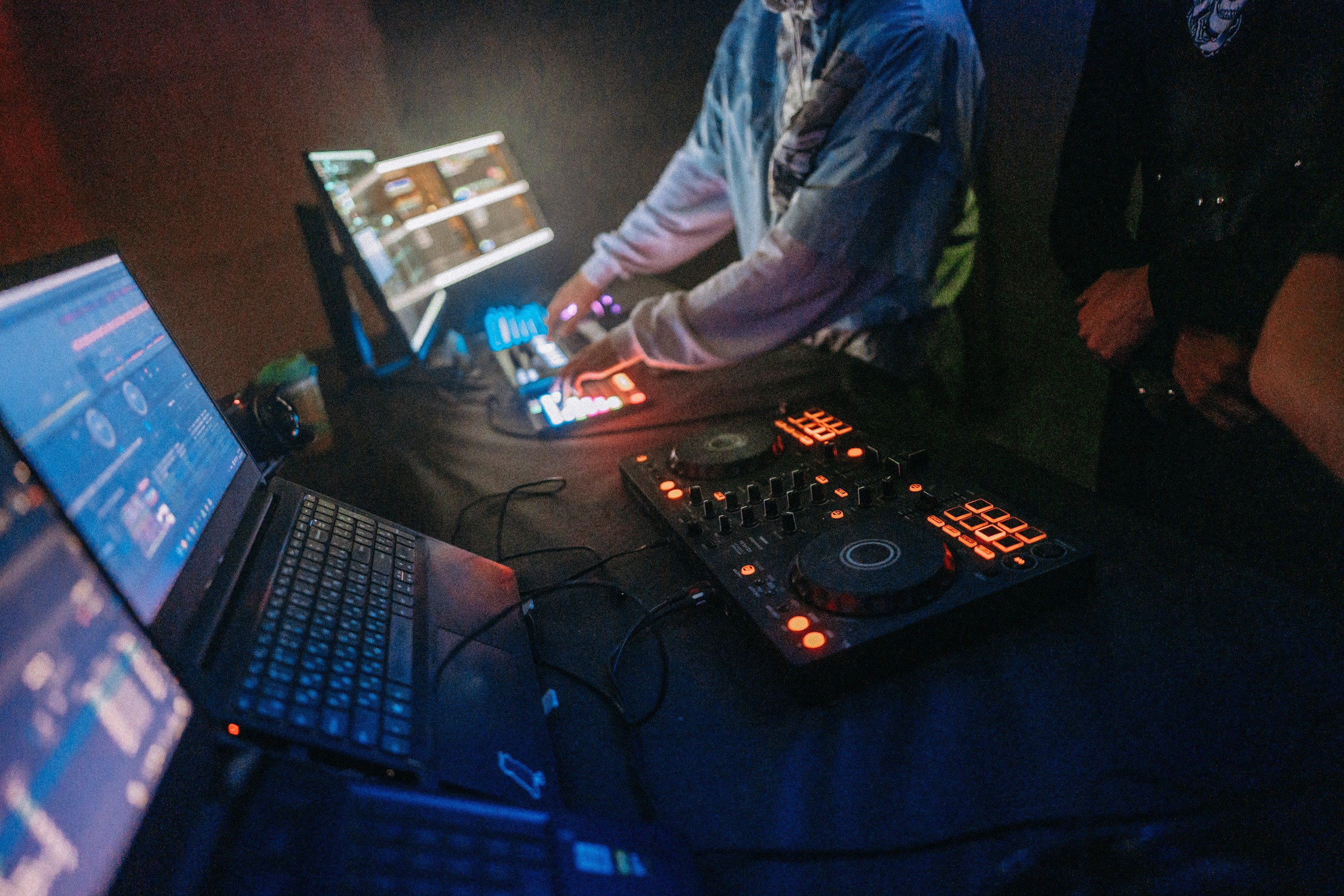 GU RAVE 2026. Репортажный и портретный фотограф в Нижнем Новгороде Максим Горшков
