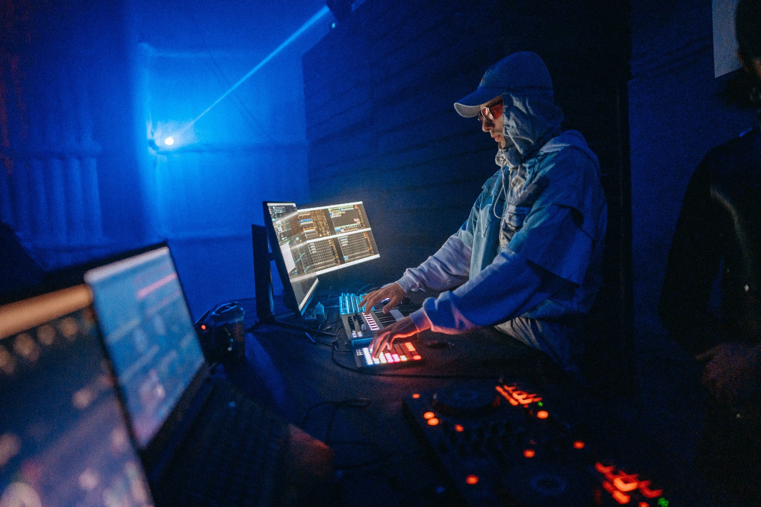 GU RAVE 2026. Репортажный и портретный фотограф в Нижнем Новгороде Максим Горшков