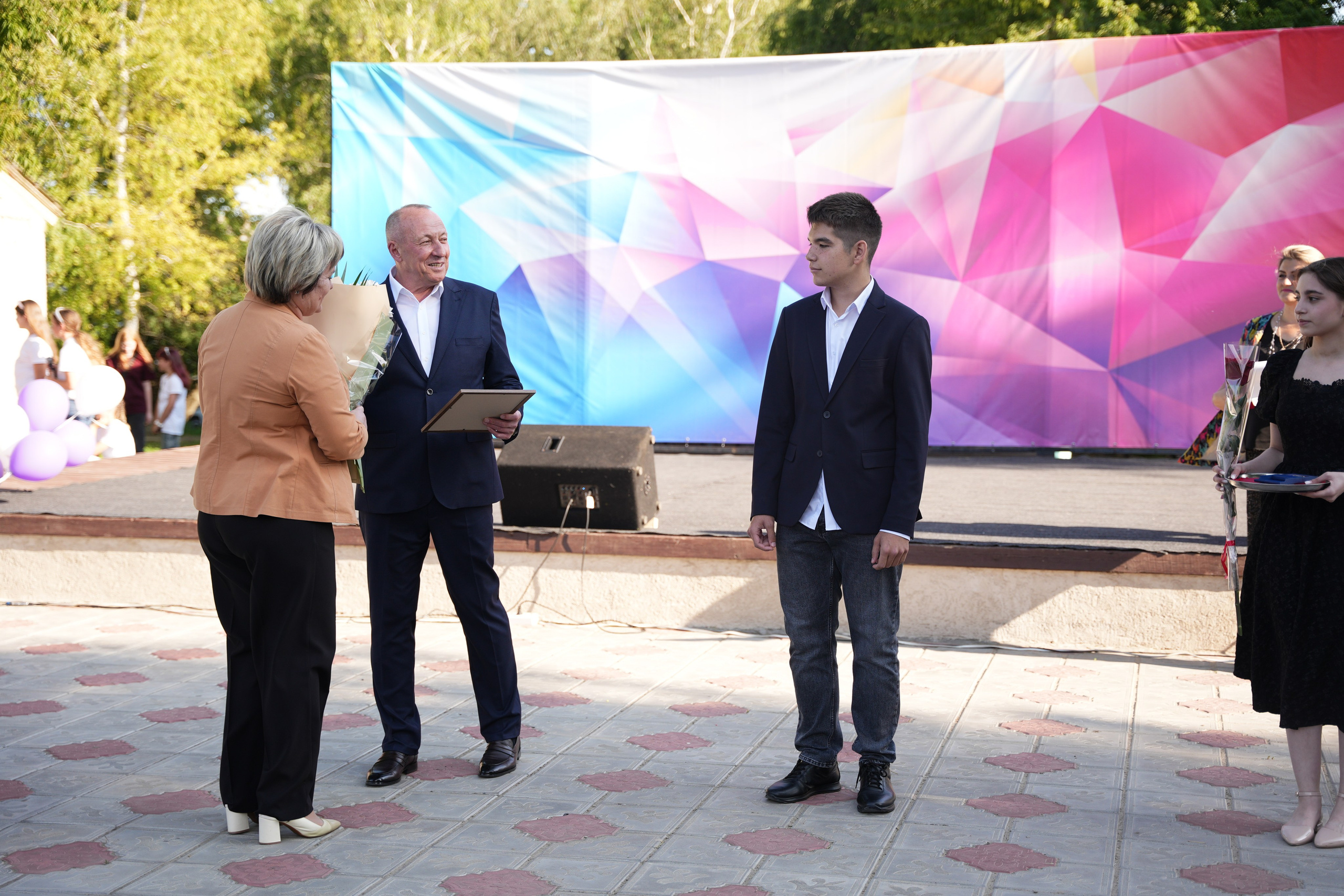 Выпускной в парке. Ольга Плаксина фотограф в Саратове