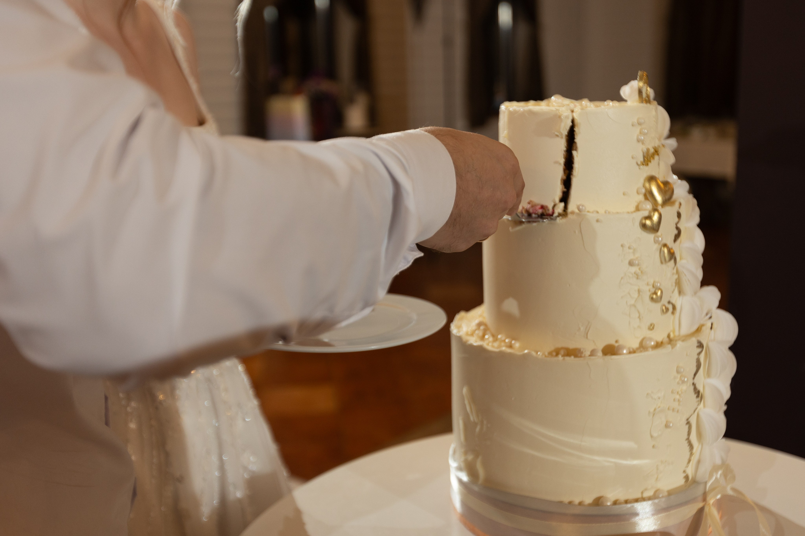 Е+В (Утро, ЗАГС, Luciano, Банкет). Профессиональная фотосъемка в Крыму. Натуральные эмоции и живые кадры. Забронируйте дату прямо сейчас!