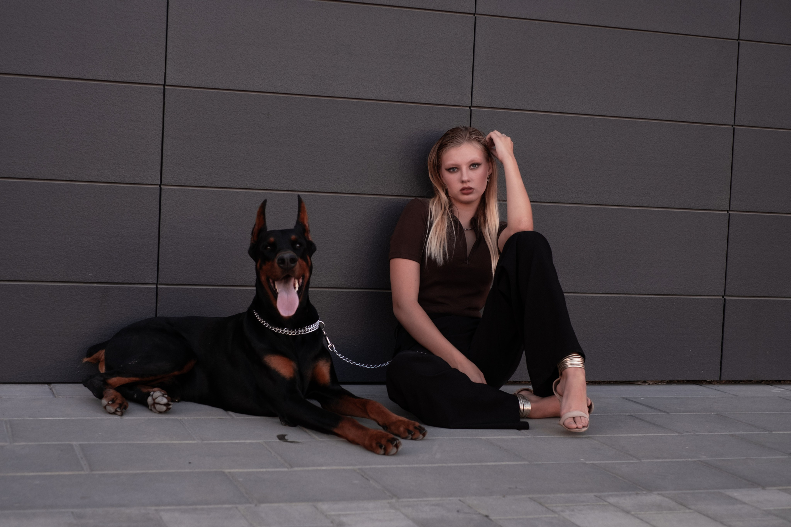 Фотосессия с Доберманом. Профессиональная фотосъемка в Крыму. Натуральные эмоции и живые кадры. Забронируйте дату прямо сейчас!