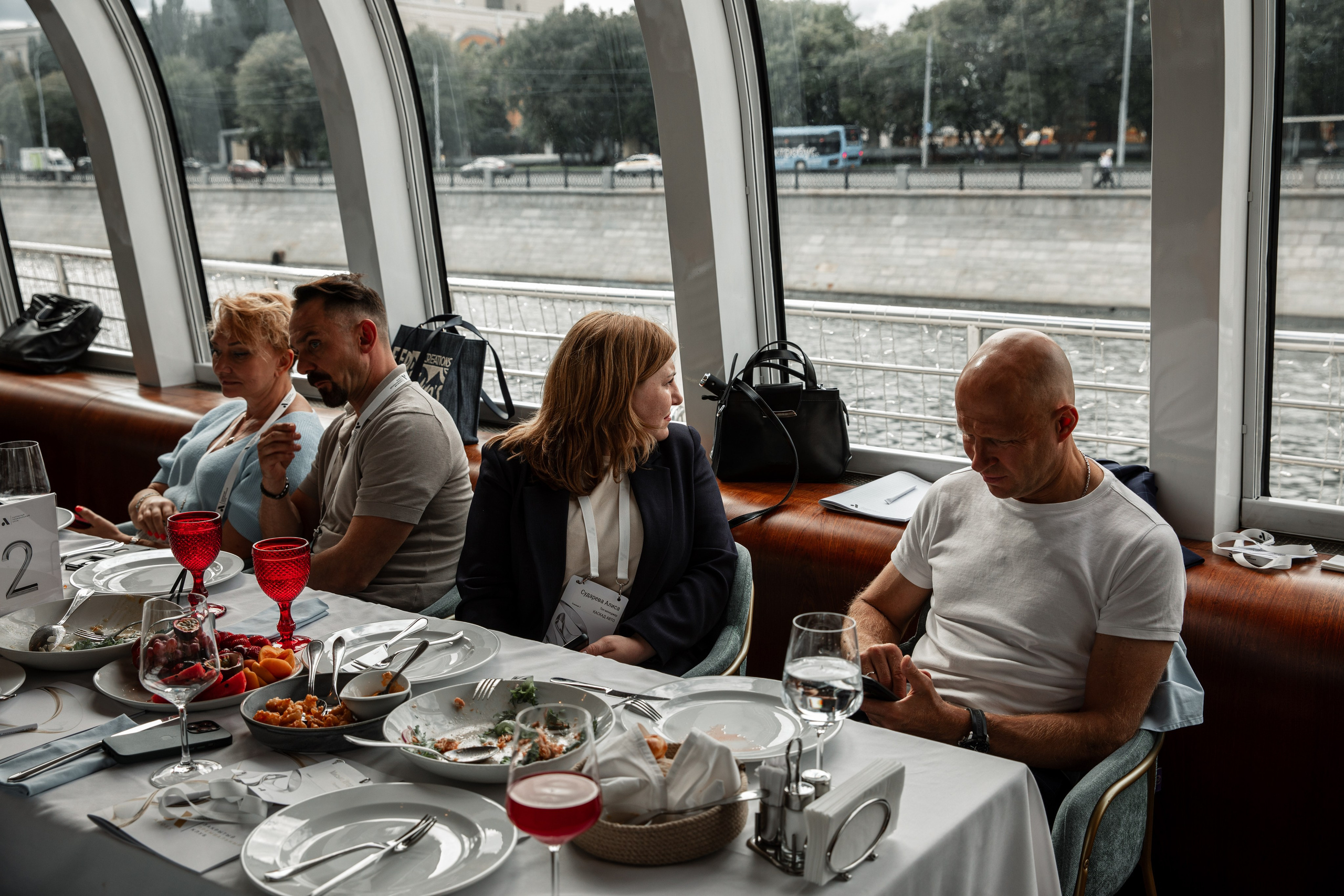 Премиальный клуб ABOSS | Мастер-класс на яхте. Alexey Sentyurin, brands and business photographer in Moscow