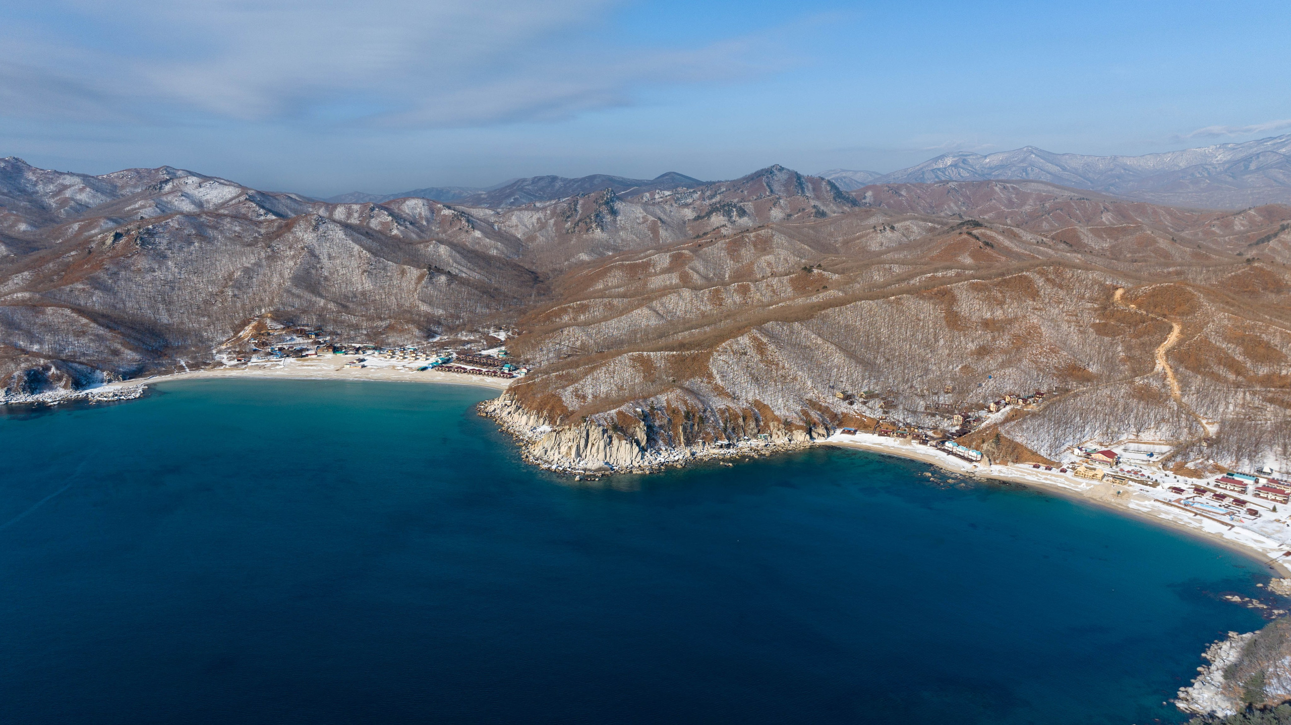 Бухты Триозерье, Окуневая, Спокойная. Турист оптимист