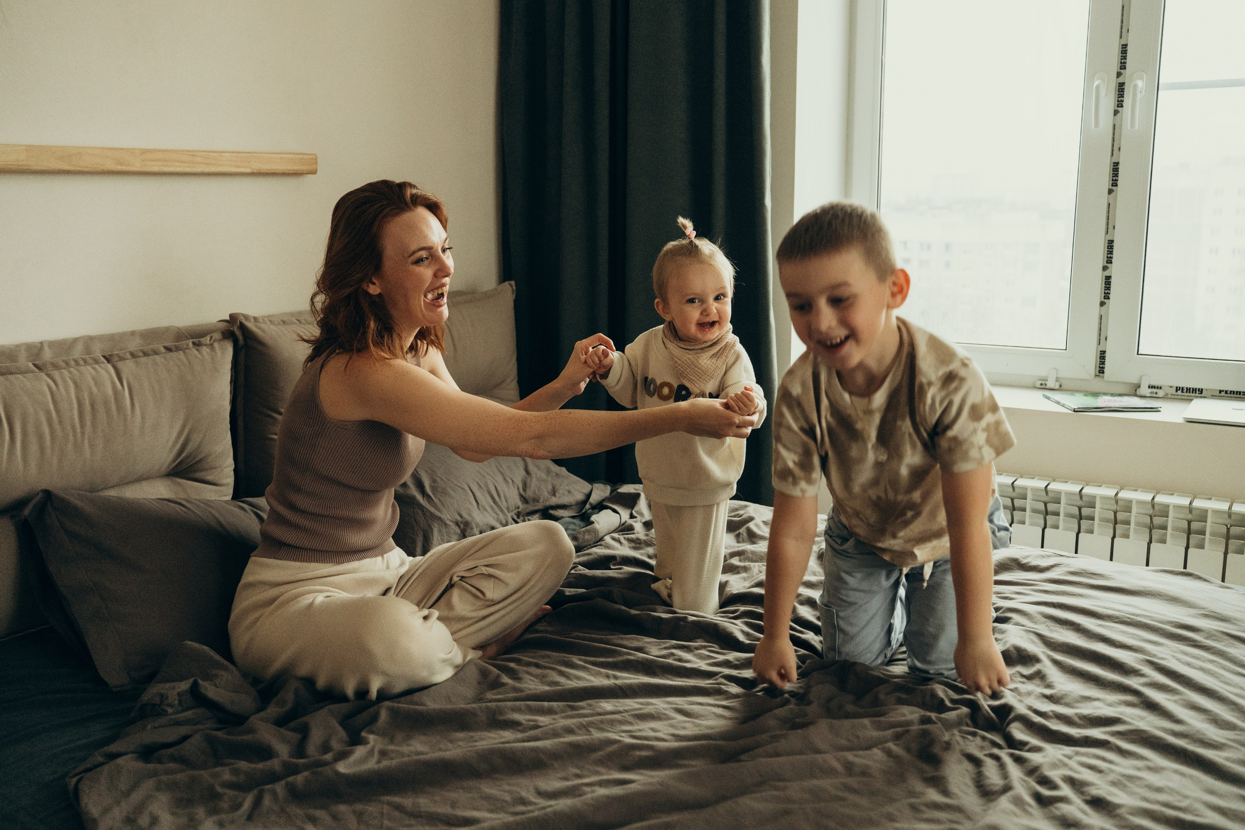 Анастасия, Ярослав и Асия