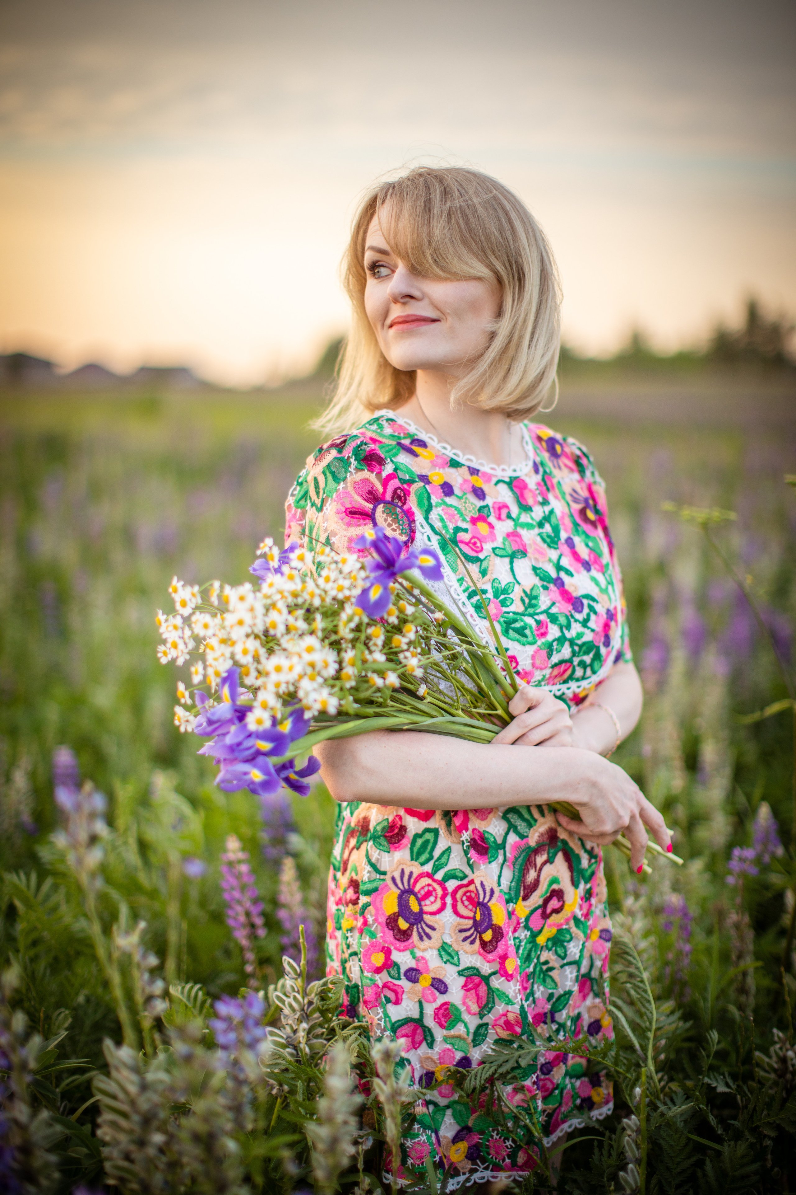 Съемка в люпинах. Фотограф Наталья Штукина