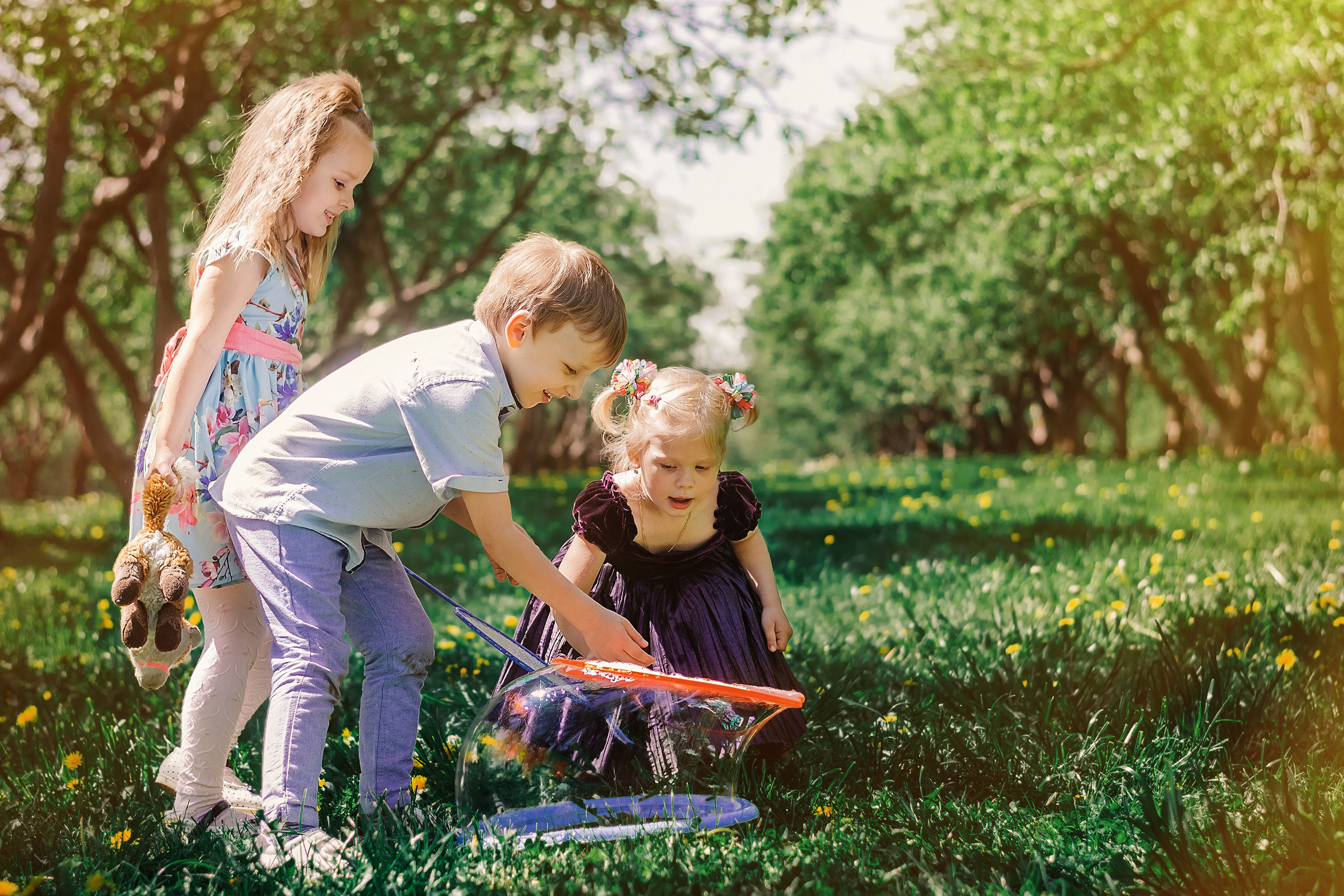 Фотосессия в яблоне. Семейный и свадебный фотограф в Москве Нина Гусева