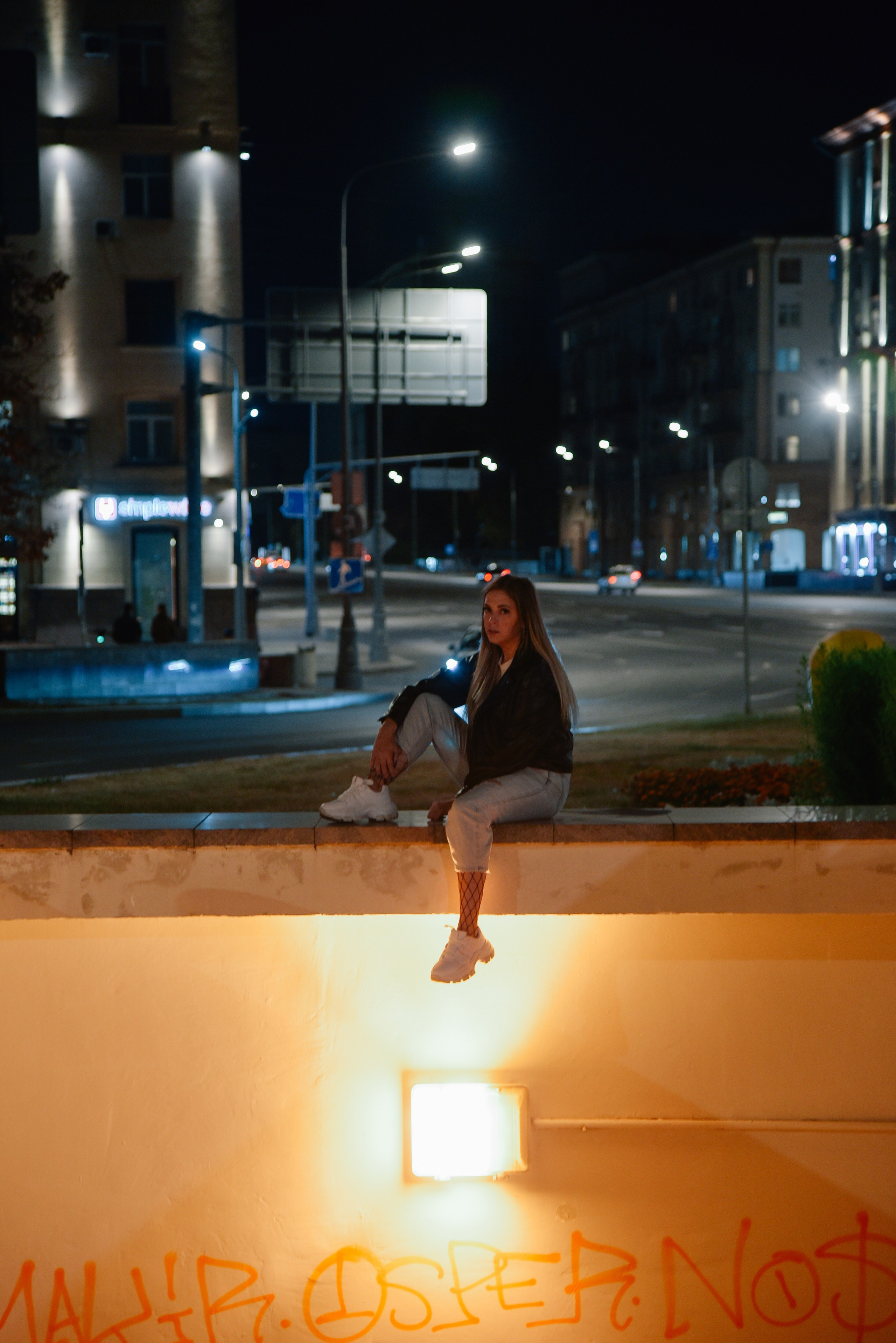 Крыша напротив Москва-Сити. Фотограф Лола Волна, город Москва