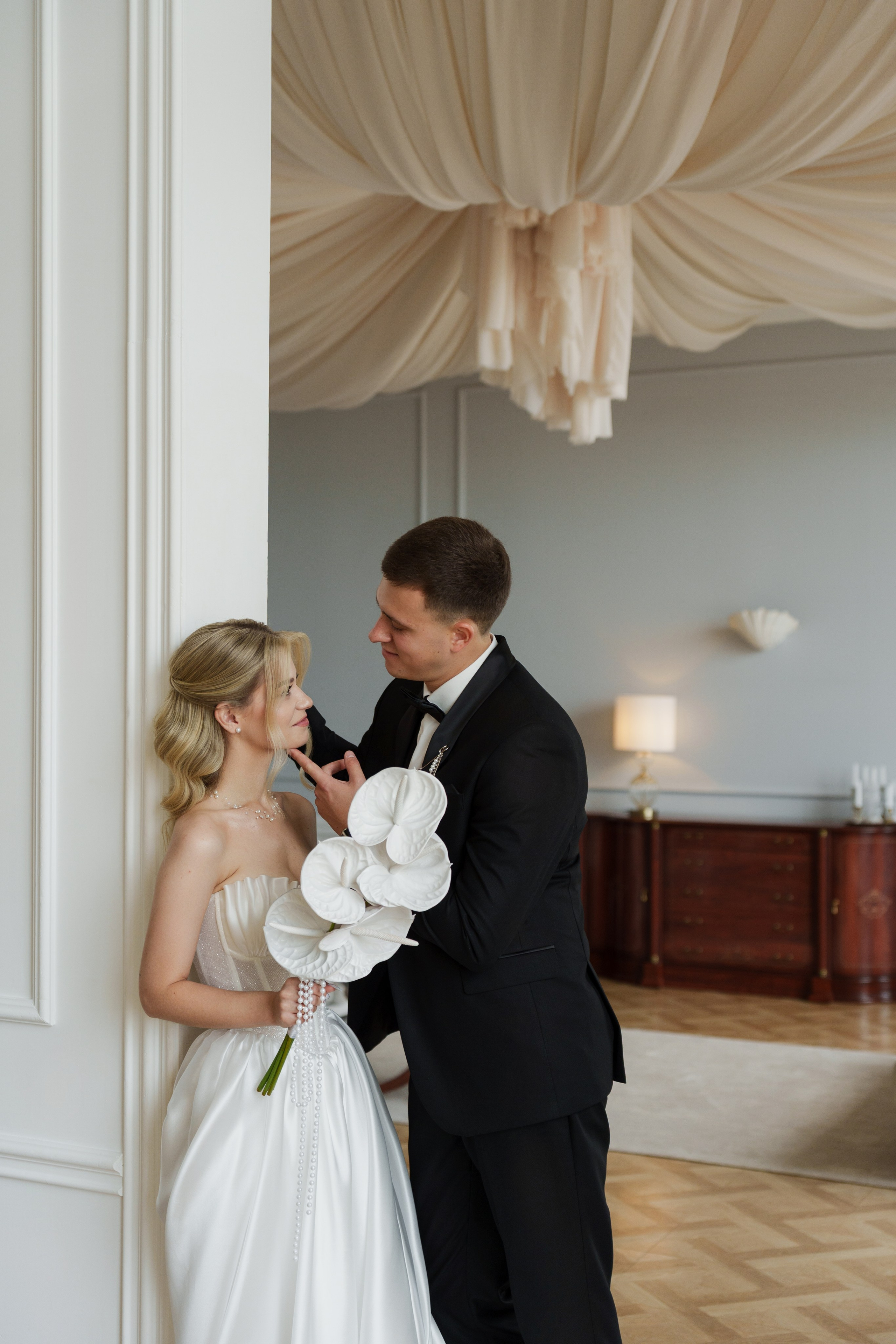 Свадебная камерная свадьба в Краснодаре от TWINS STUDIO. ТВИНС СТУДИО — лучшие свадебные фотографы и видеографы в Краснодаре