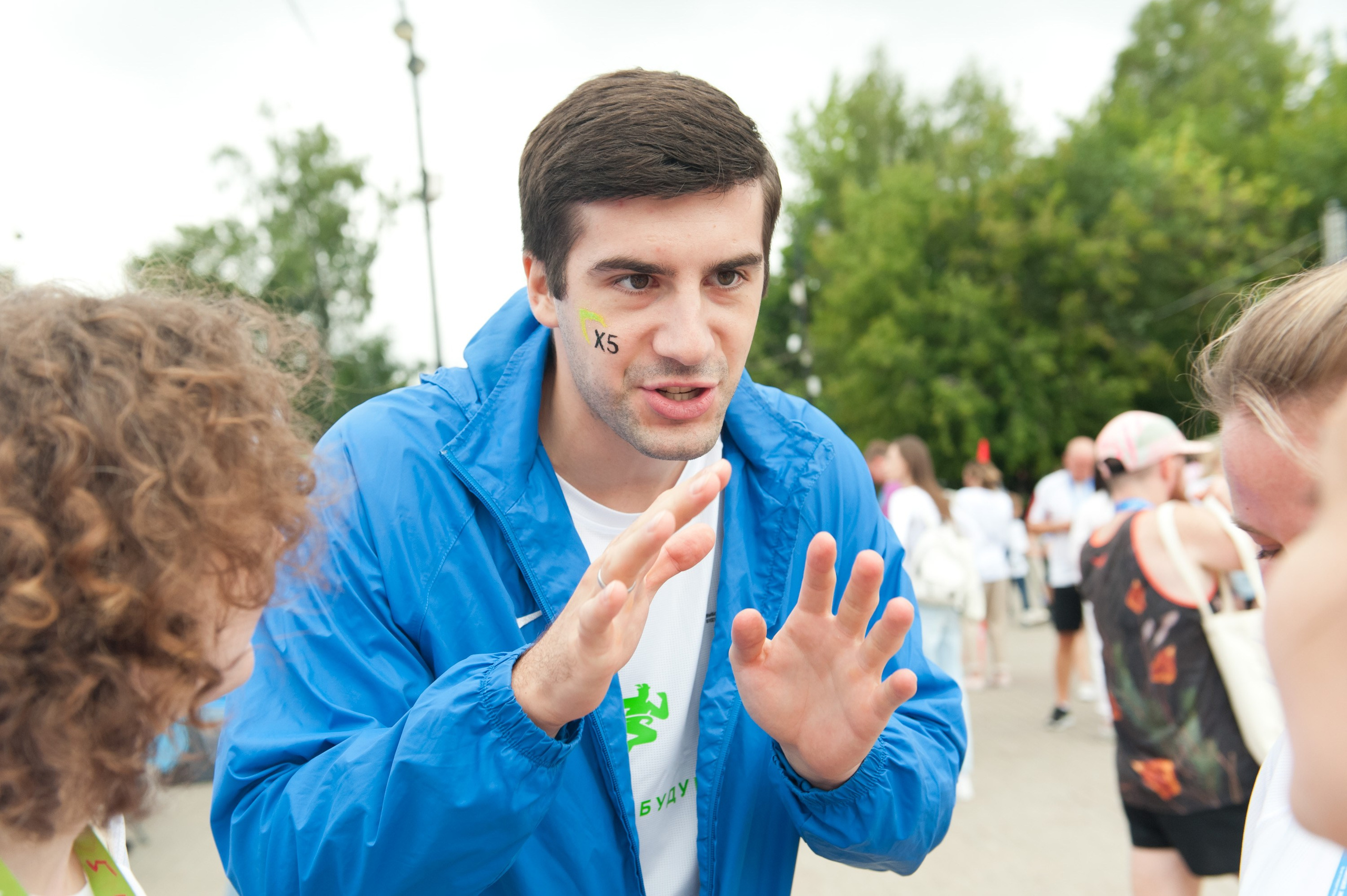 Корпоративное. Забег X5 Retail Group. Репортажный фотограф и видеограф Слава Думчев. Тимбилдинги, отчетники, корпоративы