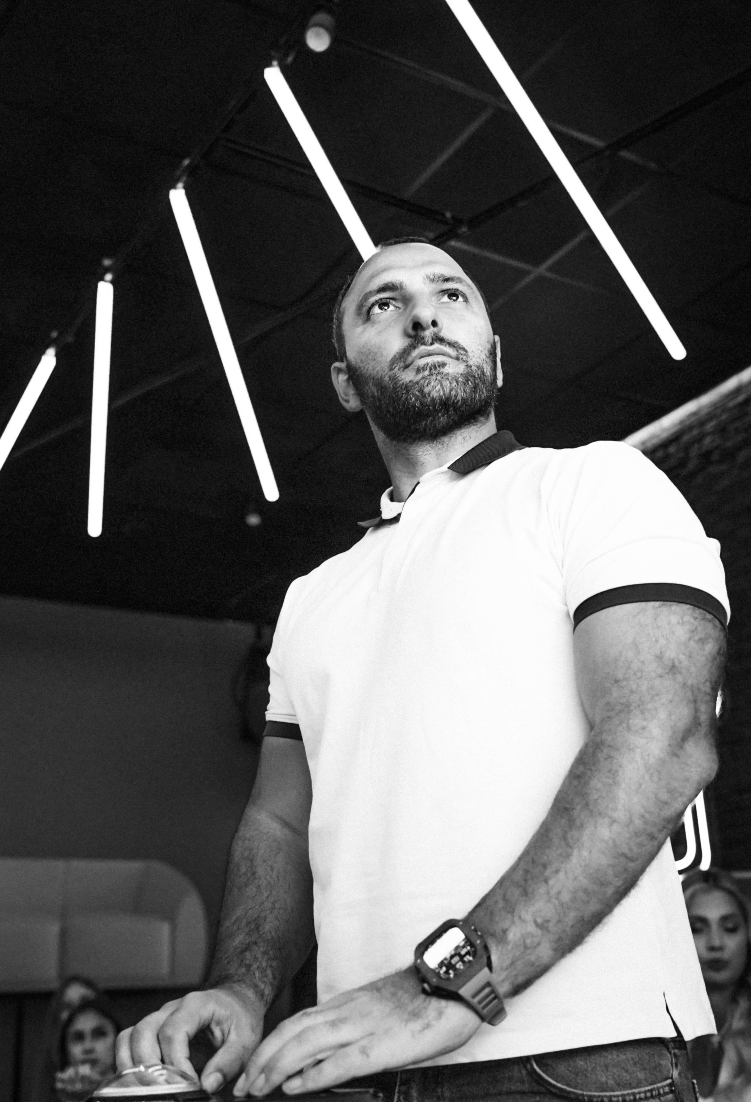 ДВА ДИВАНА ШОУ (ВЗРОСЛОЕ). Главная