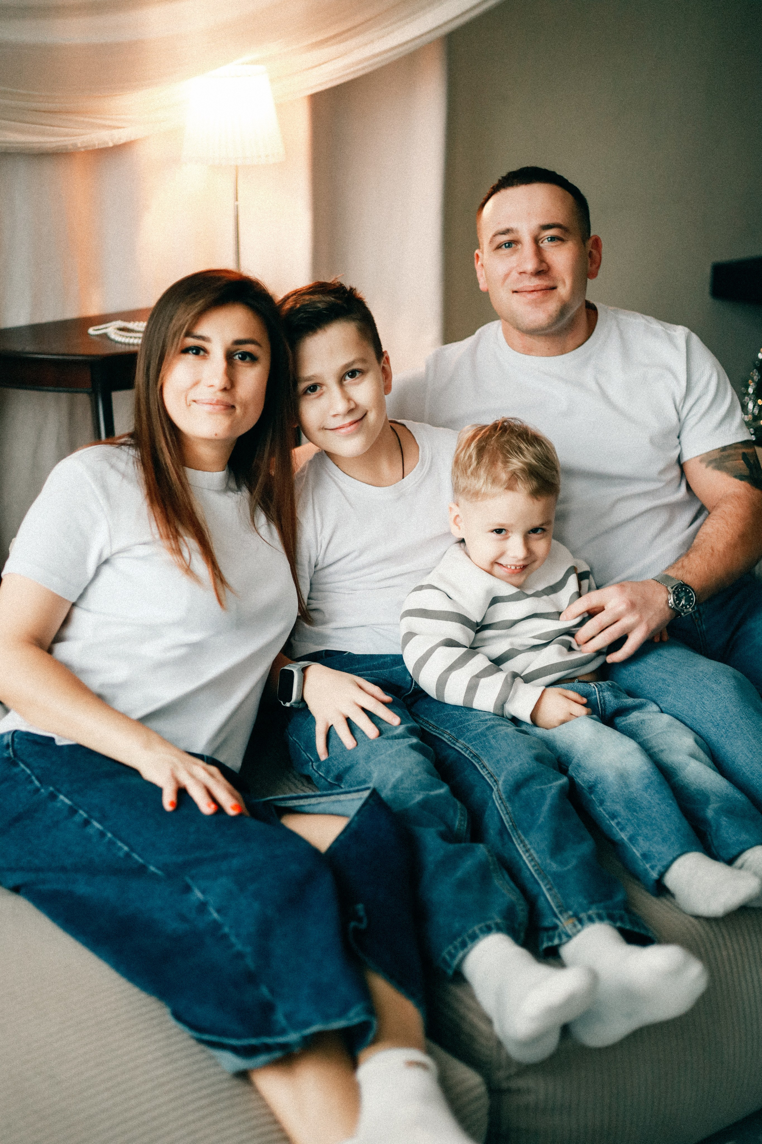 Катя, Витя, Никита и Платоша. Фотограф София Комкина