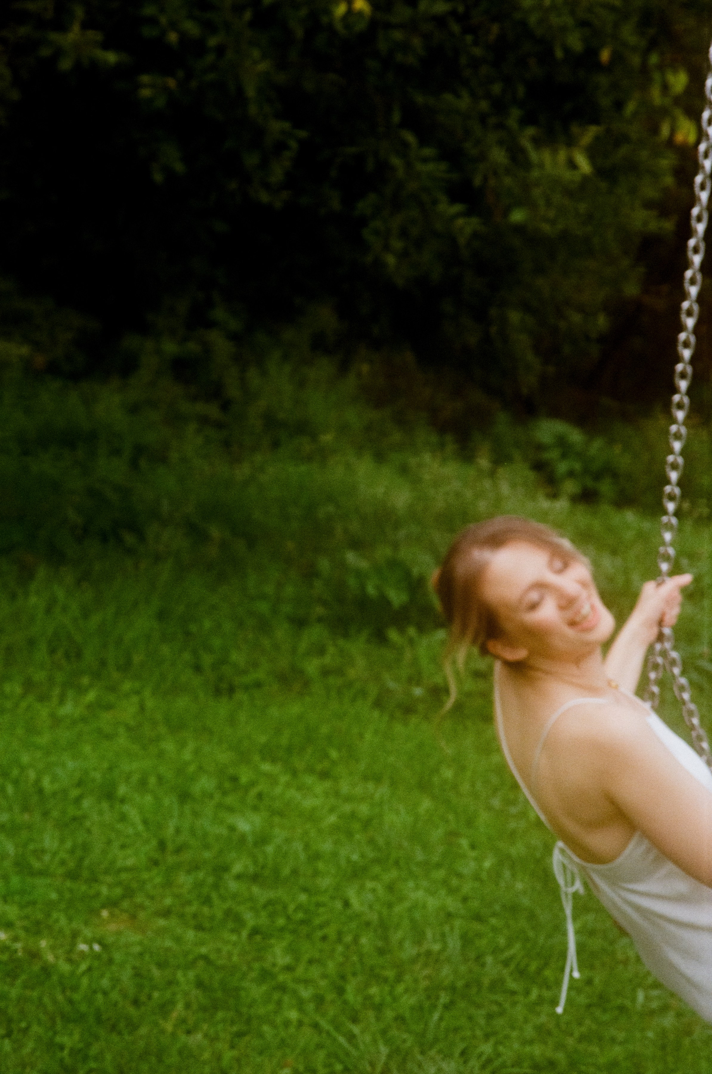 Алиса и Слава, роспись в Москве и вечеринка на природе, подальше от города. Фотограф в Москве Екатерина Черненко