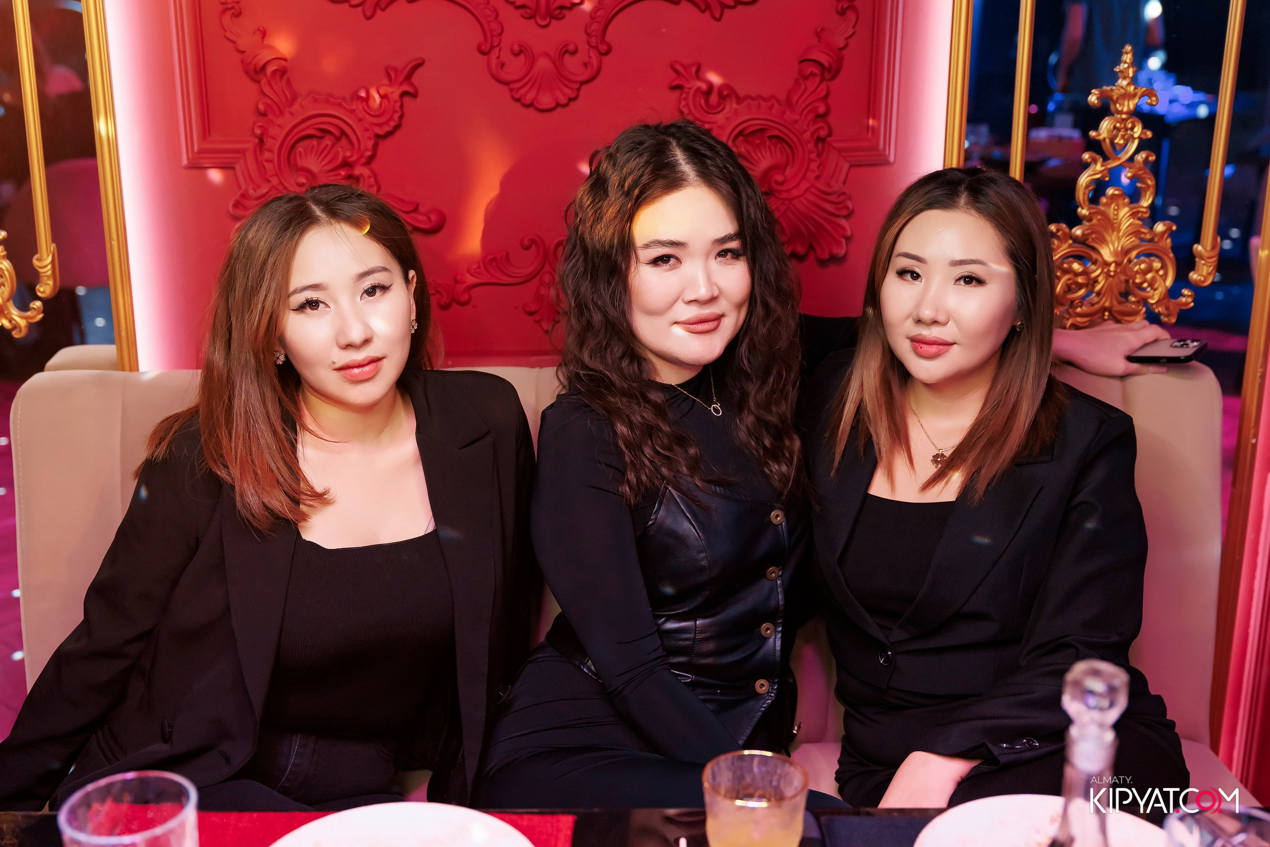 ЗАЯ, НА БИС. КИПЯТКОМ АЛМАТЫ! Фотосъемка мероприятий в Алматы