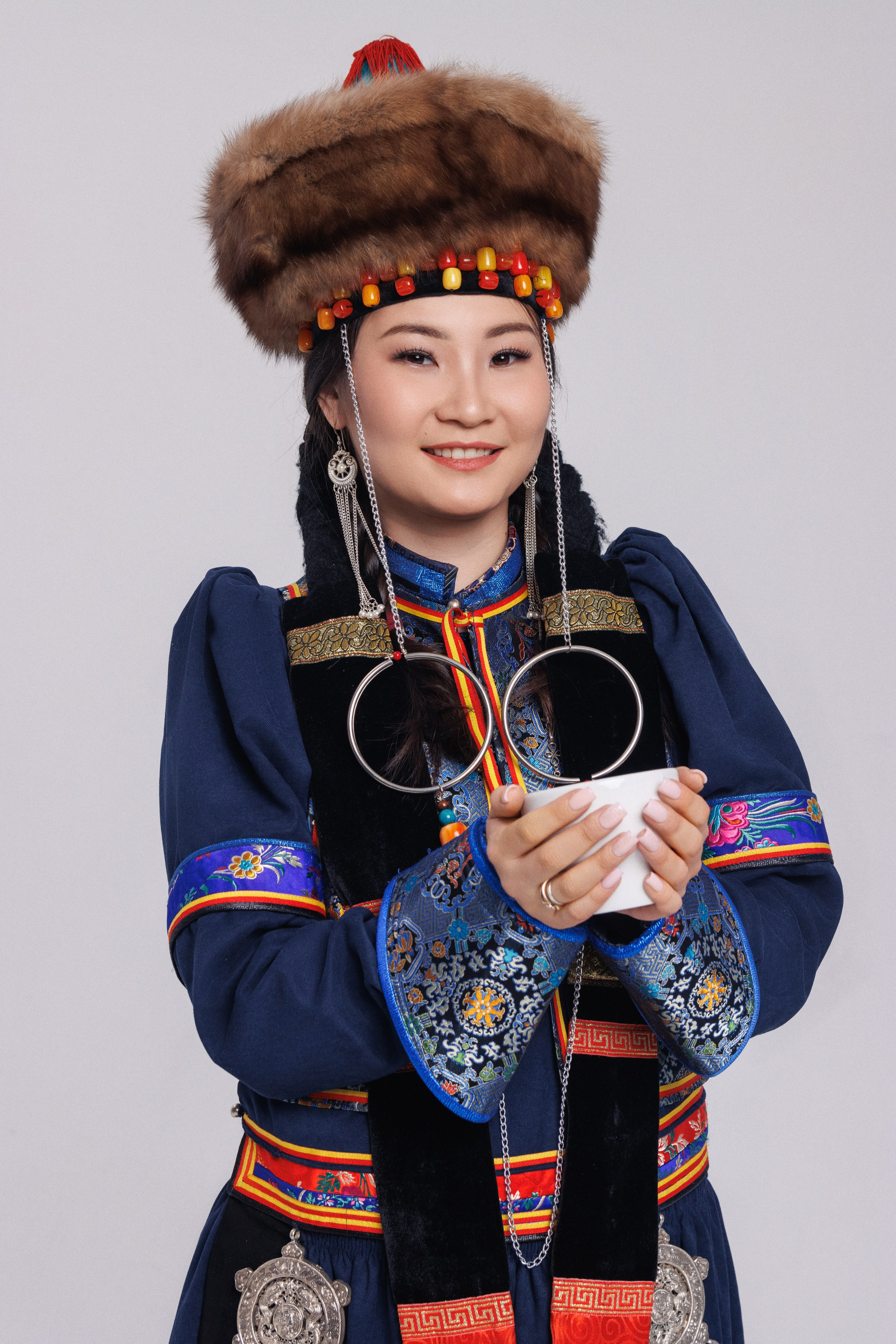 В национальном костюме. Фотограф Улан-Удэ Алексей Раднаев RAD