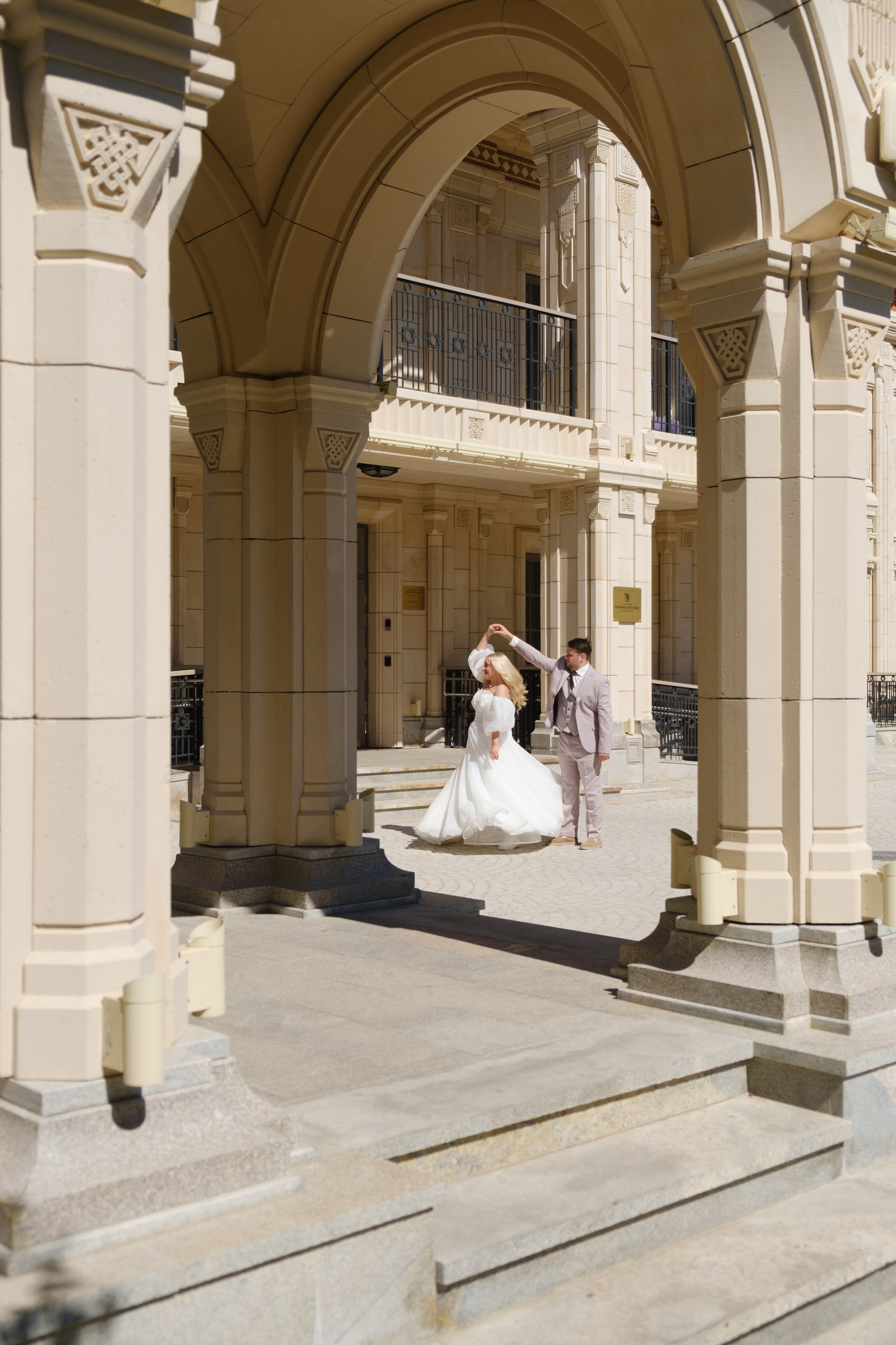 Свадебная фотосессия. Разные. Красивые фотографии. Профессиональная фотосъемка в Крыму. Натуральные эмоции и живые кадры. Забронируйте дату прямо сейчас!