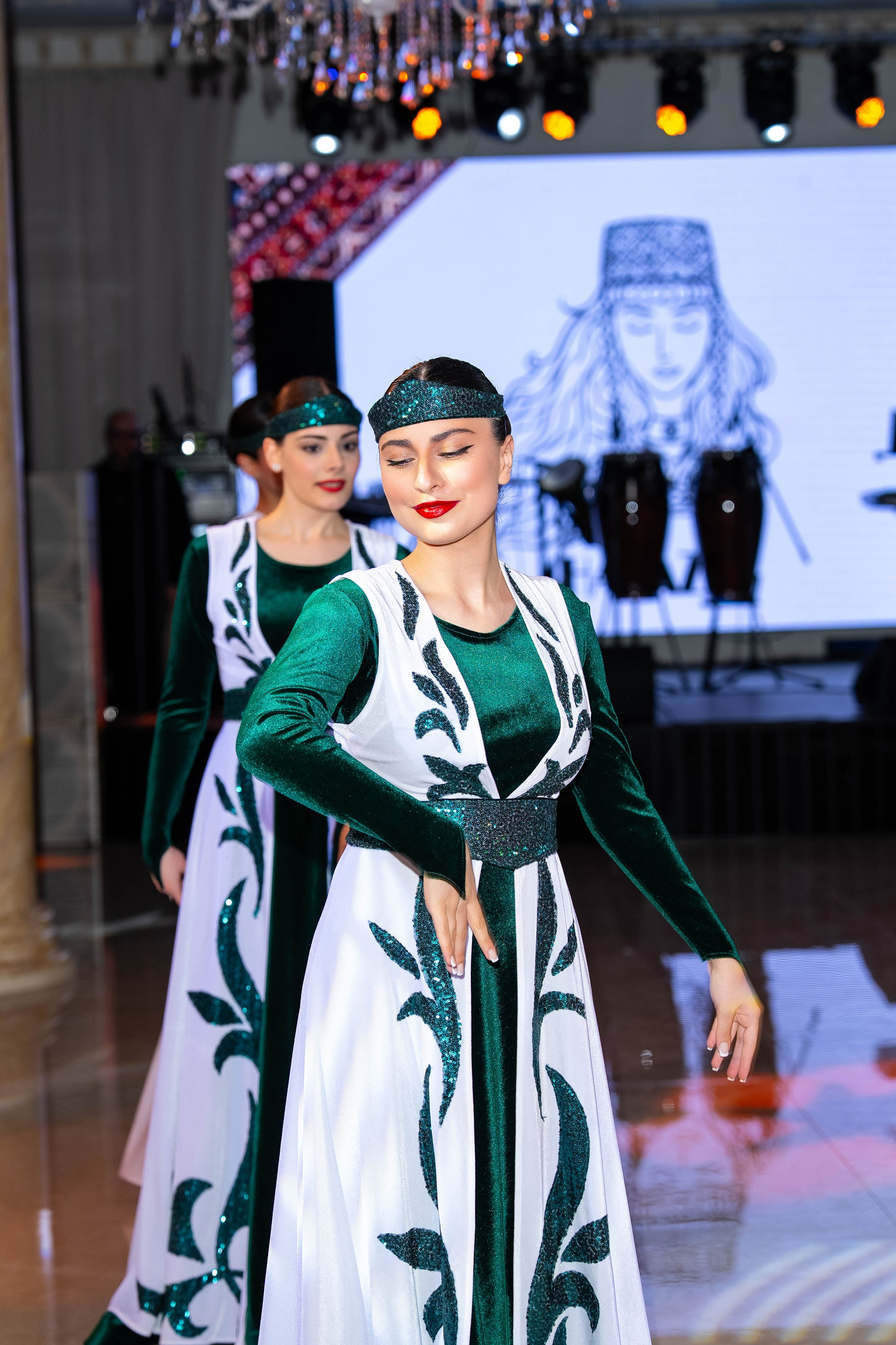 BAGOYAN FUND. Silvii.photo