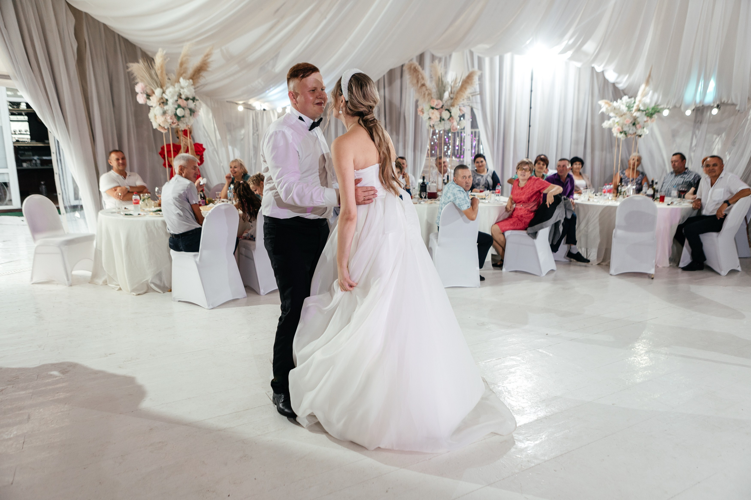 Свадебный фотограф Уфа — Руслан ГабдлисламовЖивые эмоции, красивые кадры, воспоминания на всю жизнь.Работаю по всей Республике Башкортоста. Свадебный фотограф Уфа Руслан Габдлисламов