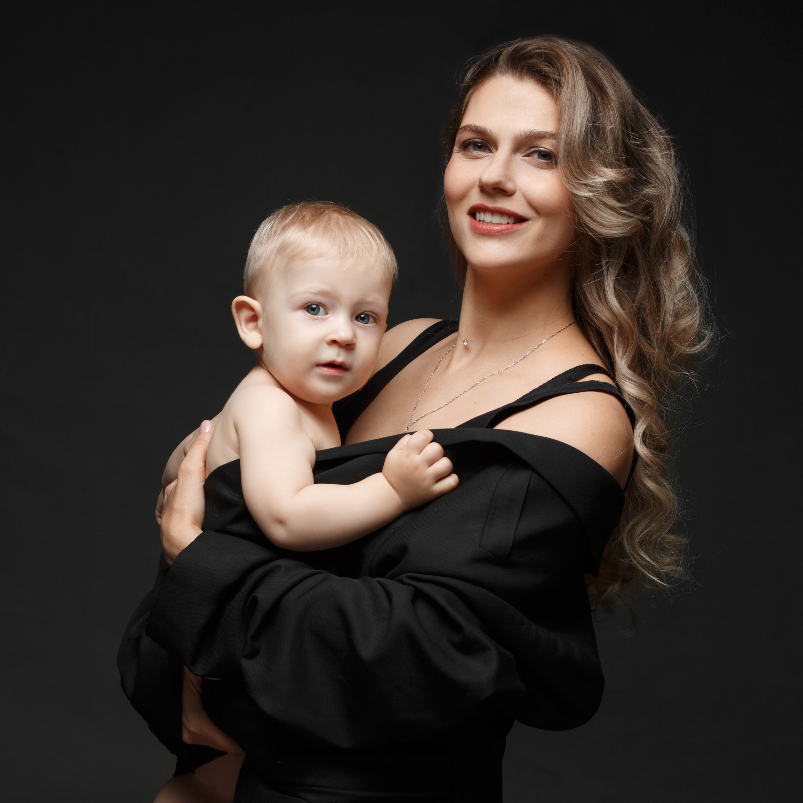 Мамы и детки. Фотостудия «Gelios». Фотосессии в Калининграде