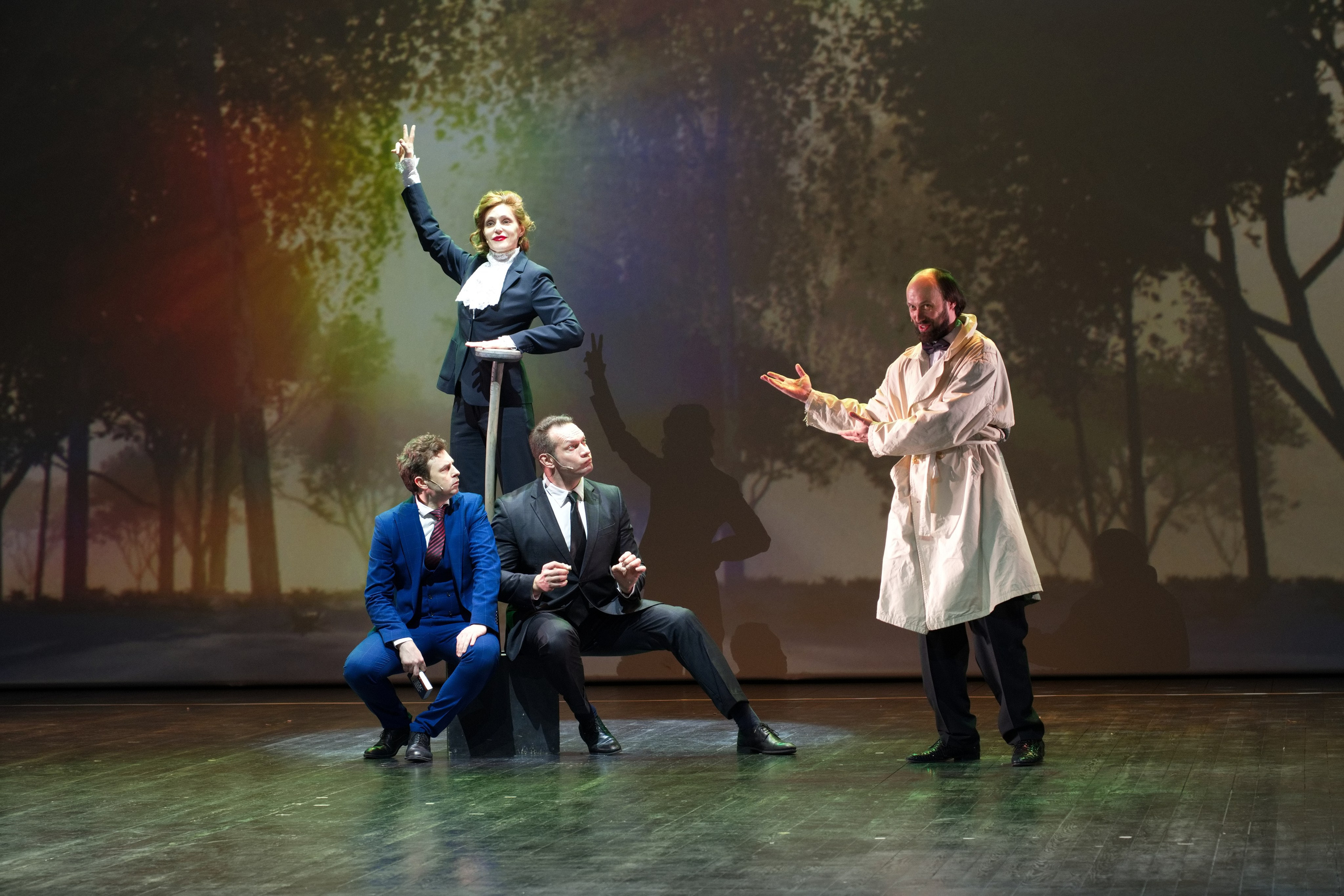 Театр И-Он, Мюнхгаузен. Семейный и детский фотограф Антон Зорин