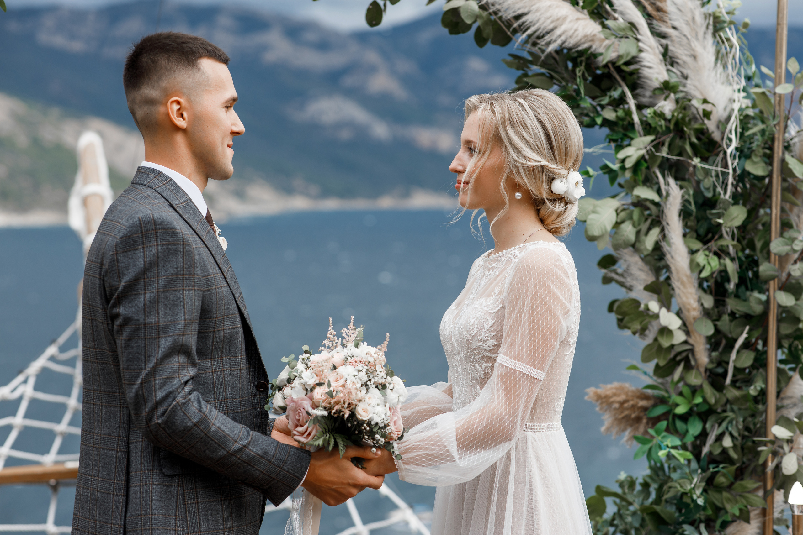 Анонс свадьбы Романа и Алены. Свадебный фотограф в Крыму и Севастополе Ольга Баскакова