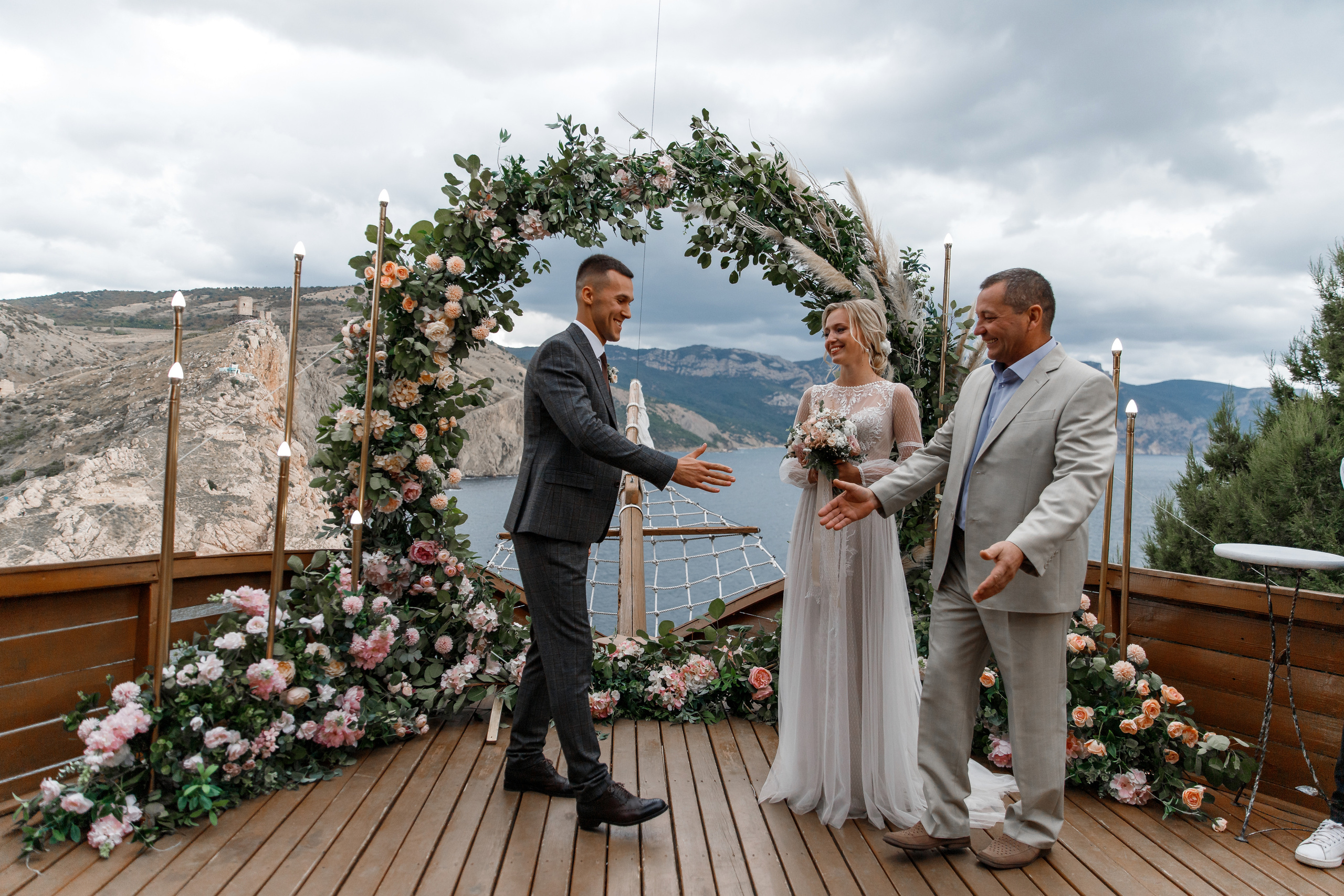 Анонс свадьбы Романа и Алены. Свадебный фотограф в Крыму и Севастополе Ольга Баскакова