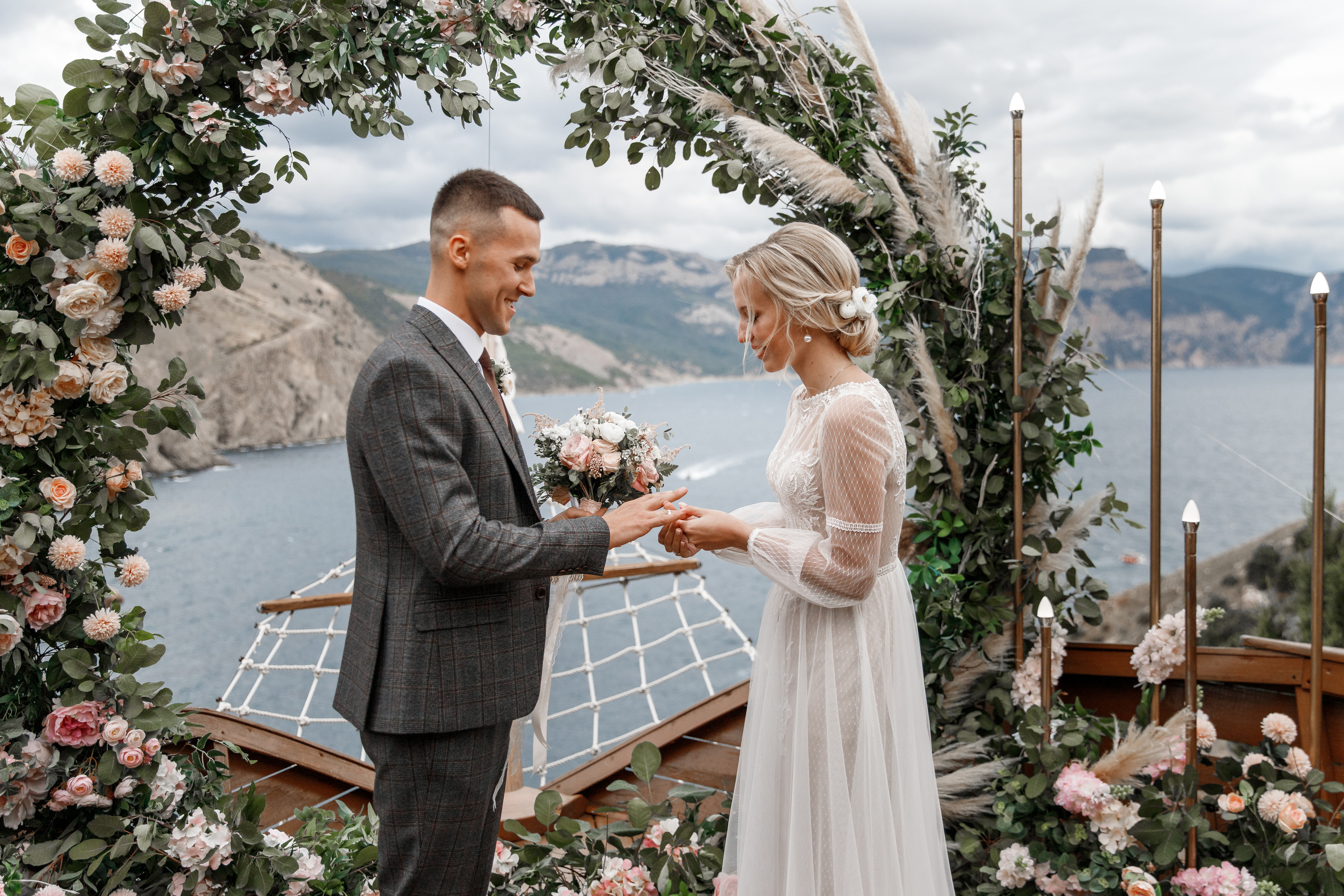 Анонс свадьбы Романа и Алены. Свадебный фотограф в Крыму и Севастополе Ольга Баскакова