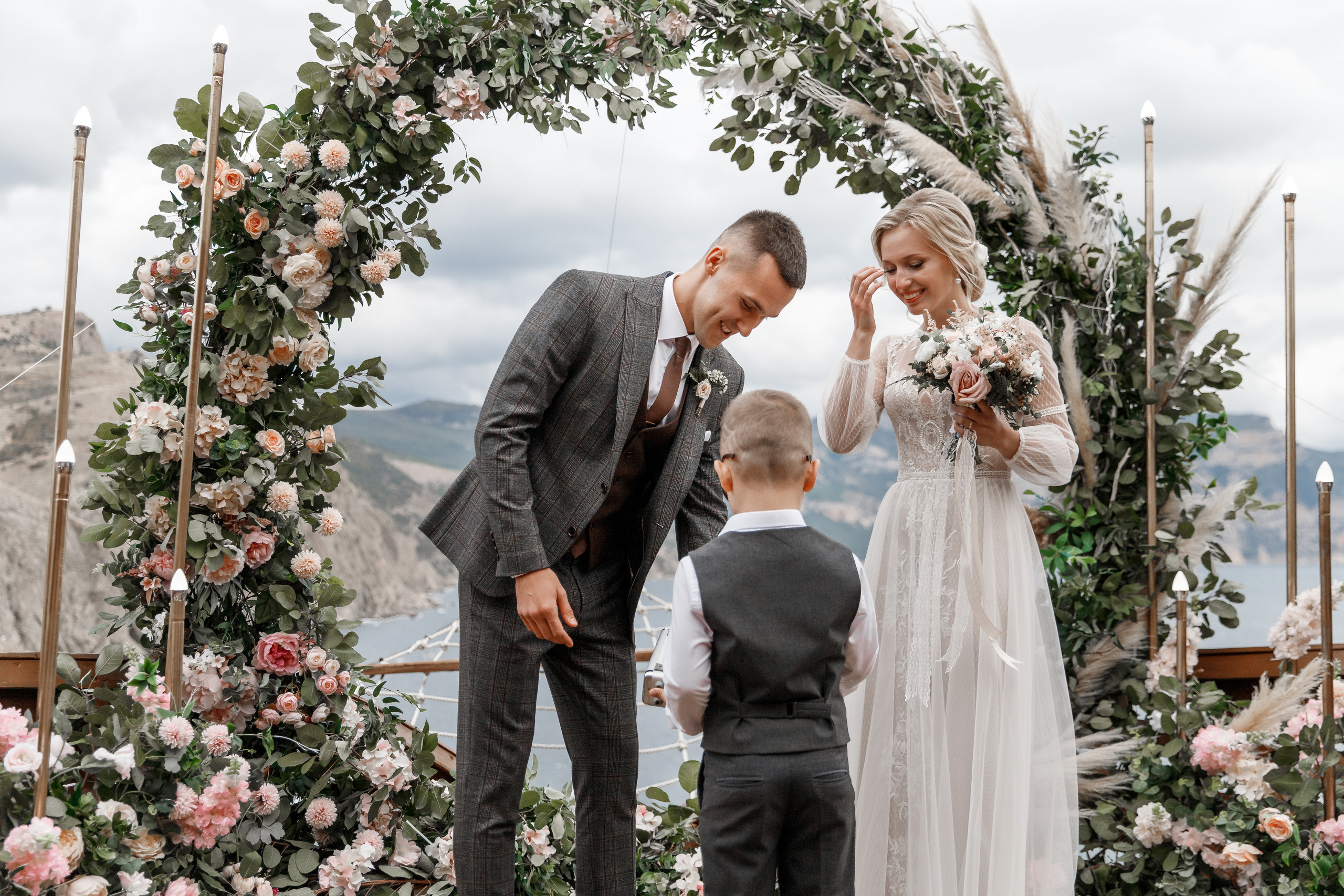 Анонс свадьбы Романа и Алены. Свадебный фотограф в Крыму и Севастополе Ольга Баскакова